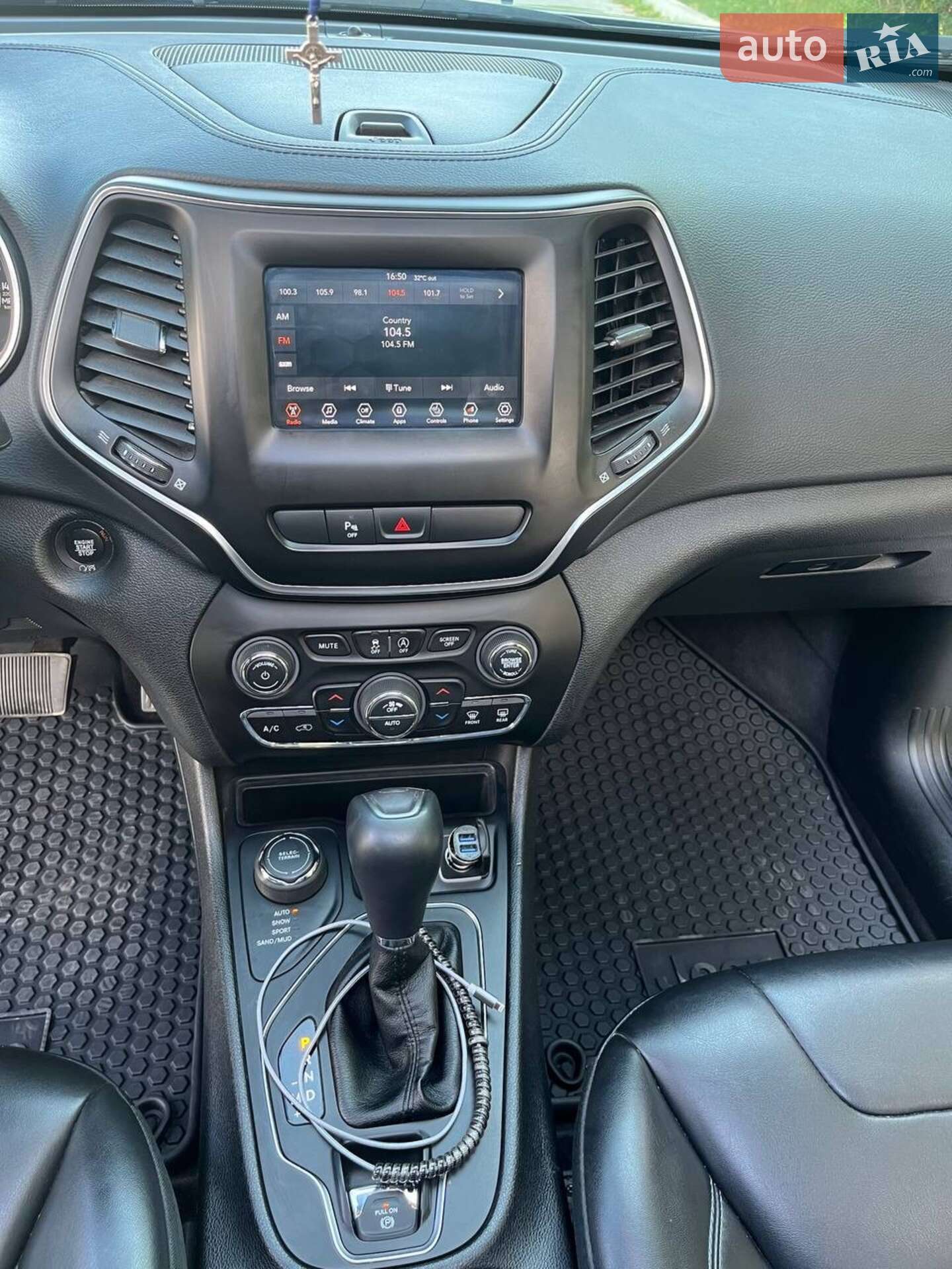 Jeep Cherokee 2019 VIN 1C4PJMLB0KD104290 фото оголошення 12 з 25