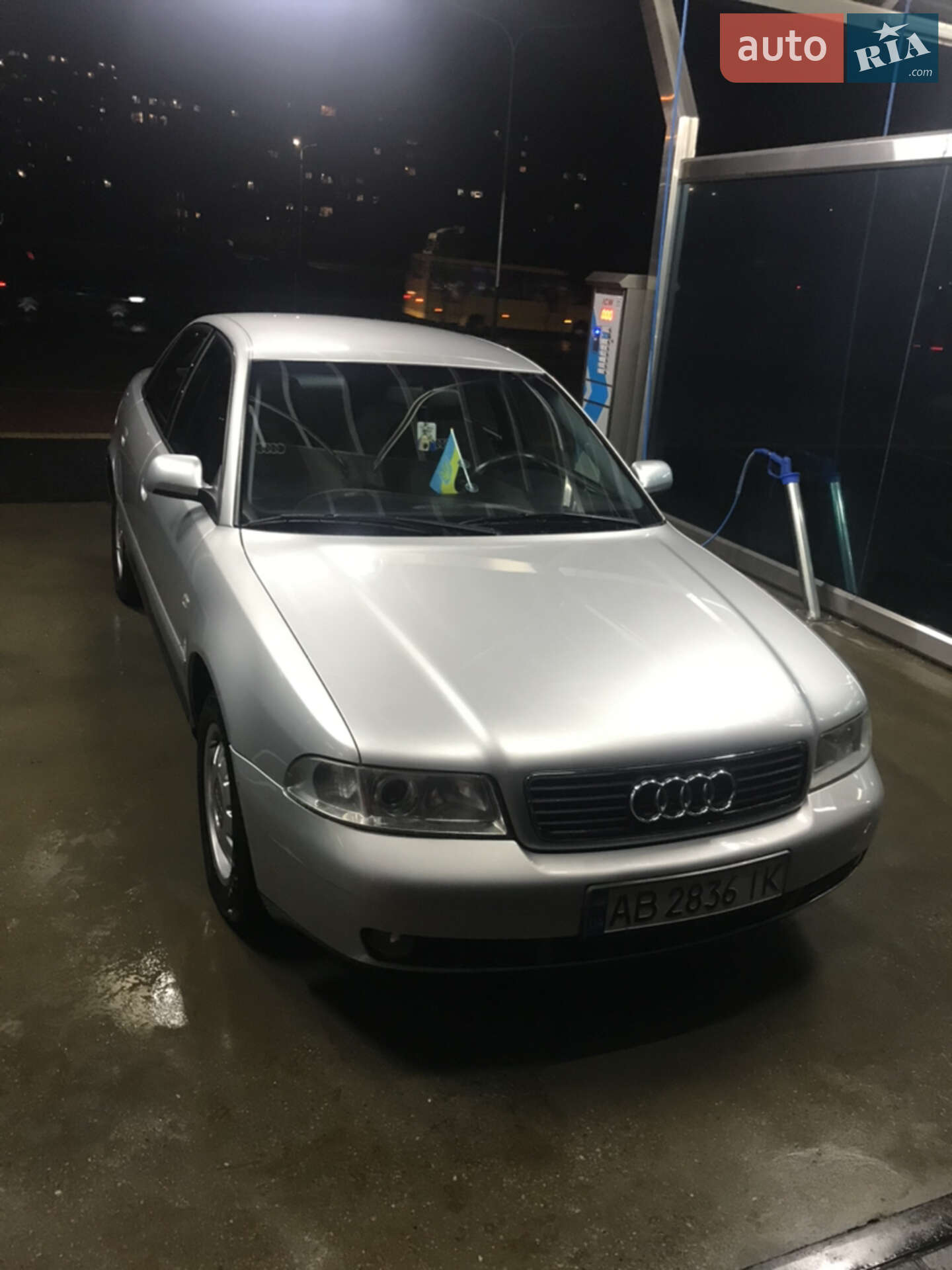 Audi A4 2000 VIN WAUZZZ8DZYA197172 фото оголошення 2 з 8