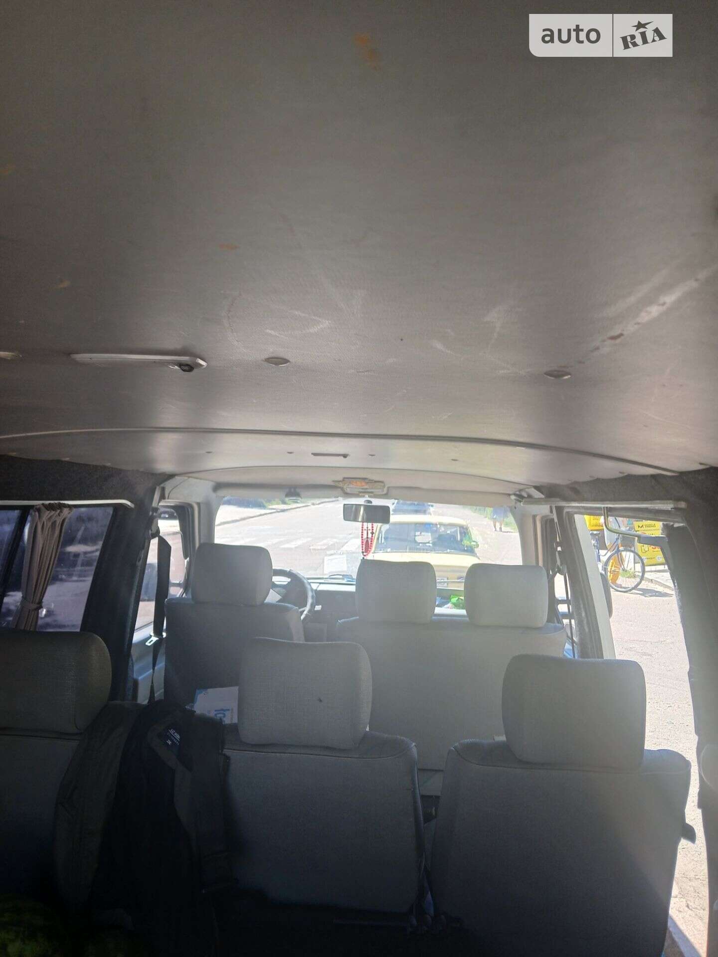 Volkswagen Transporter 1996 VIN WV1ZZZ70ZVH050174 фото оголошення 5 з 15