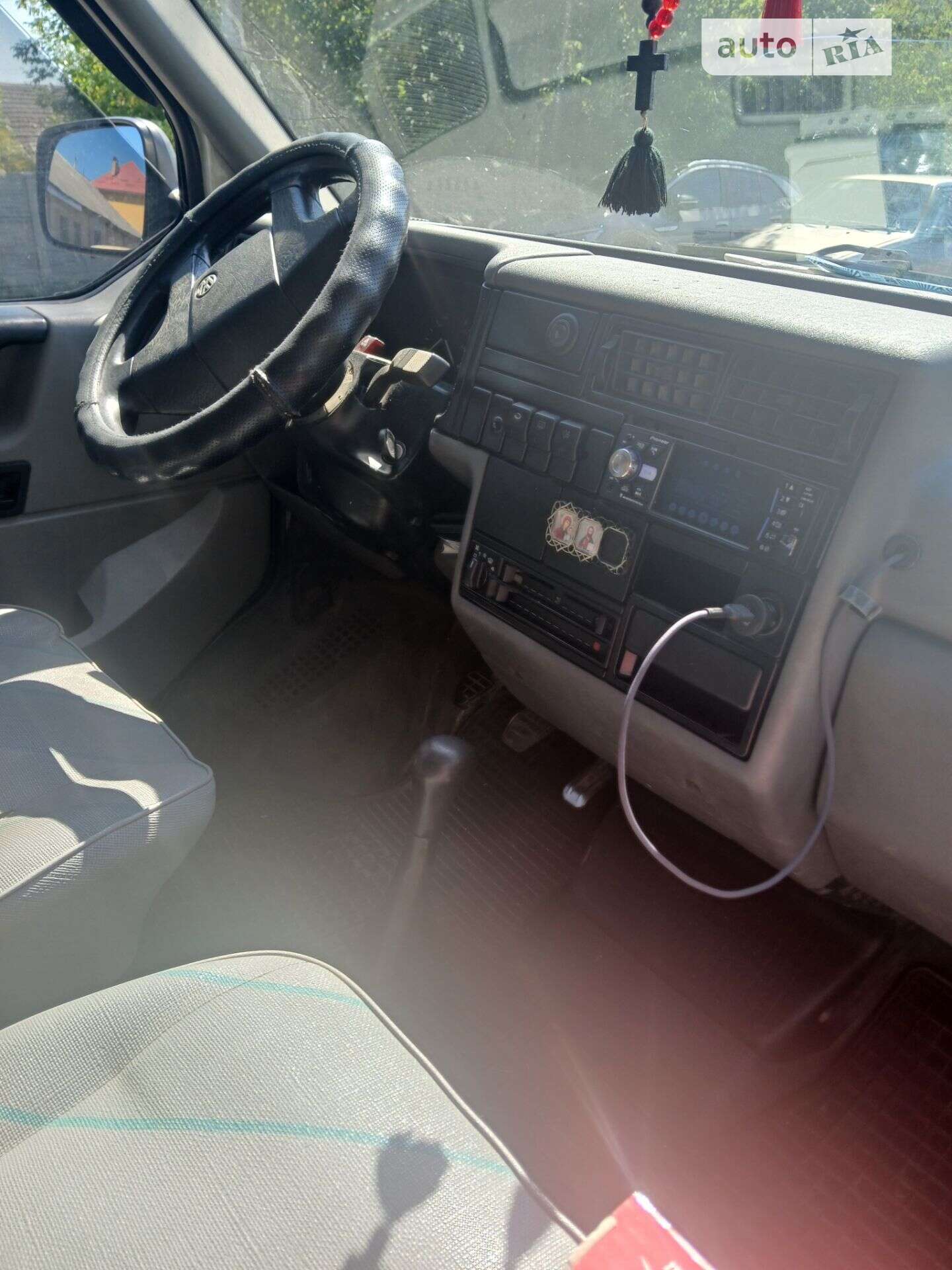 Volkswagen Transporter 1996 VIN WV1ZZZ70ZVH050174 фото оголошення 6 з 15