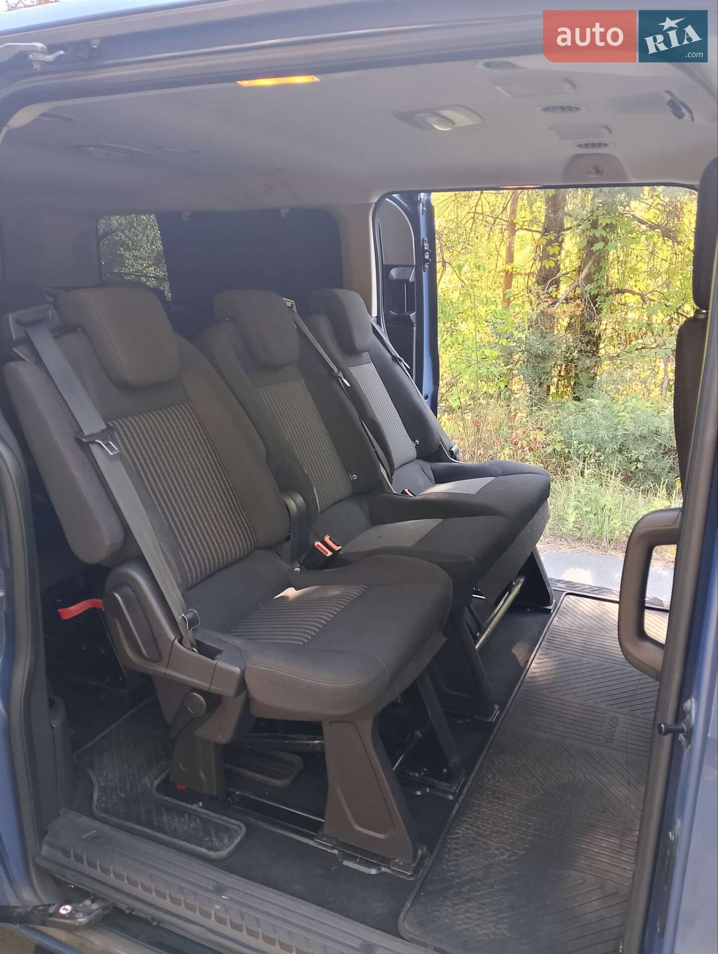 Ford Tourneo Custom 2017 VIN WF03XXTTG3HK05064 фото оголошення 12 з 17