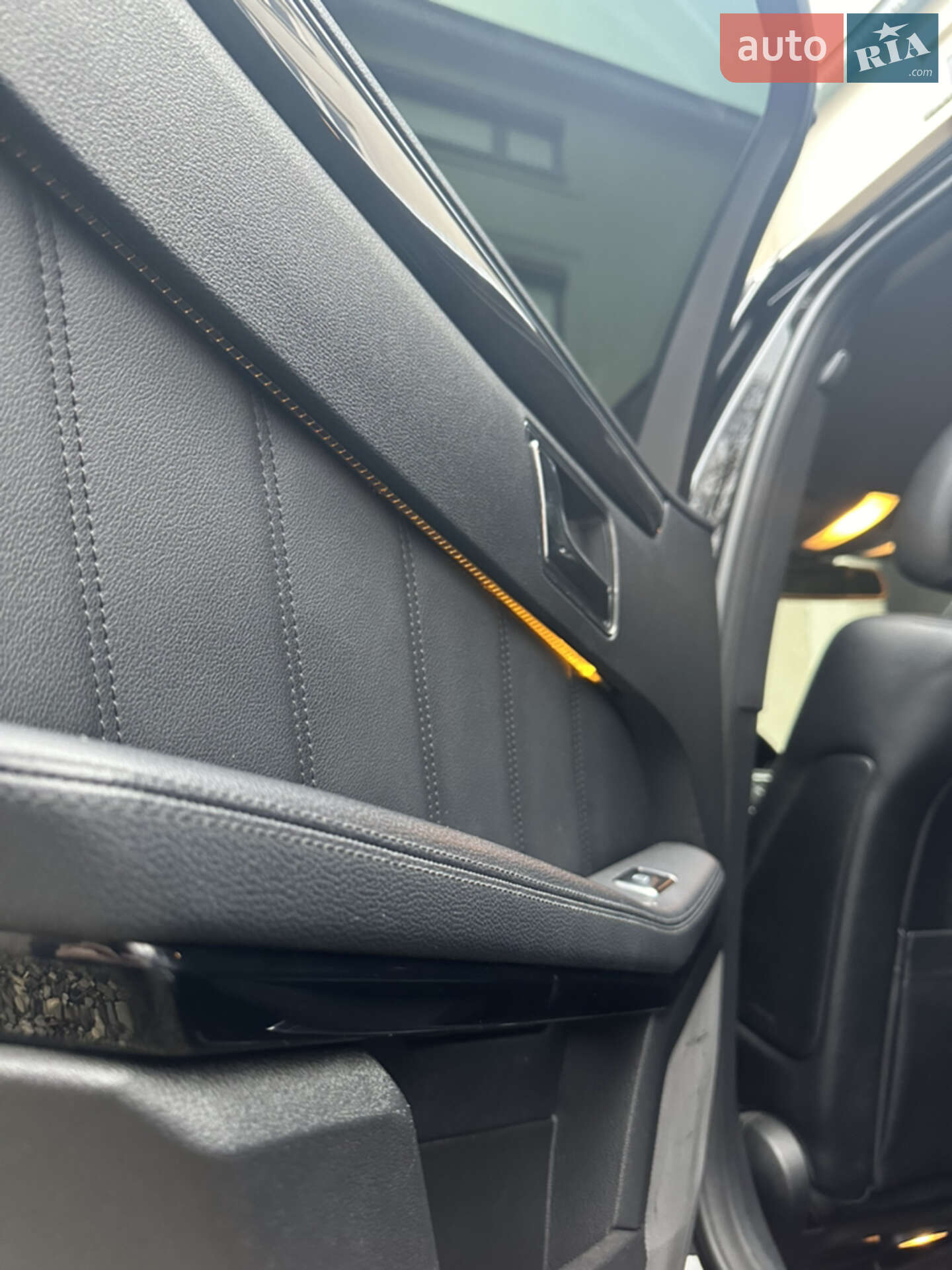 Mercedes-Benz E-Class 2011 VIN WDD2120021A347170 фото оголошення 25 з 28