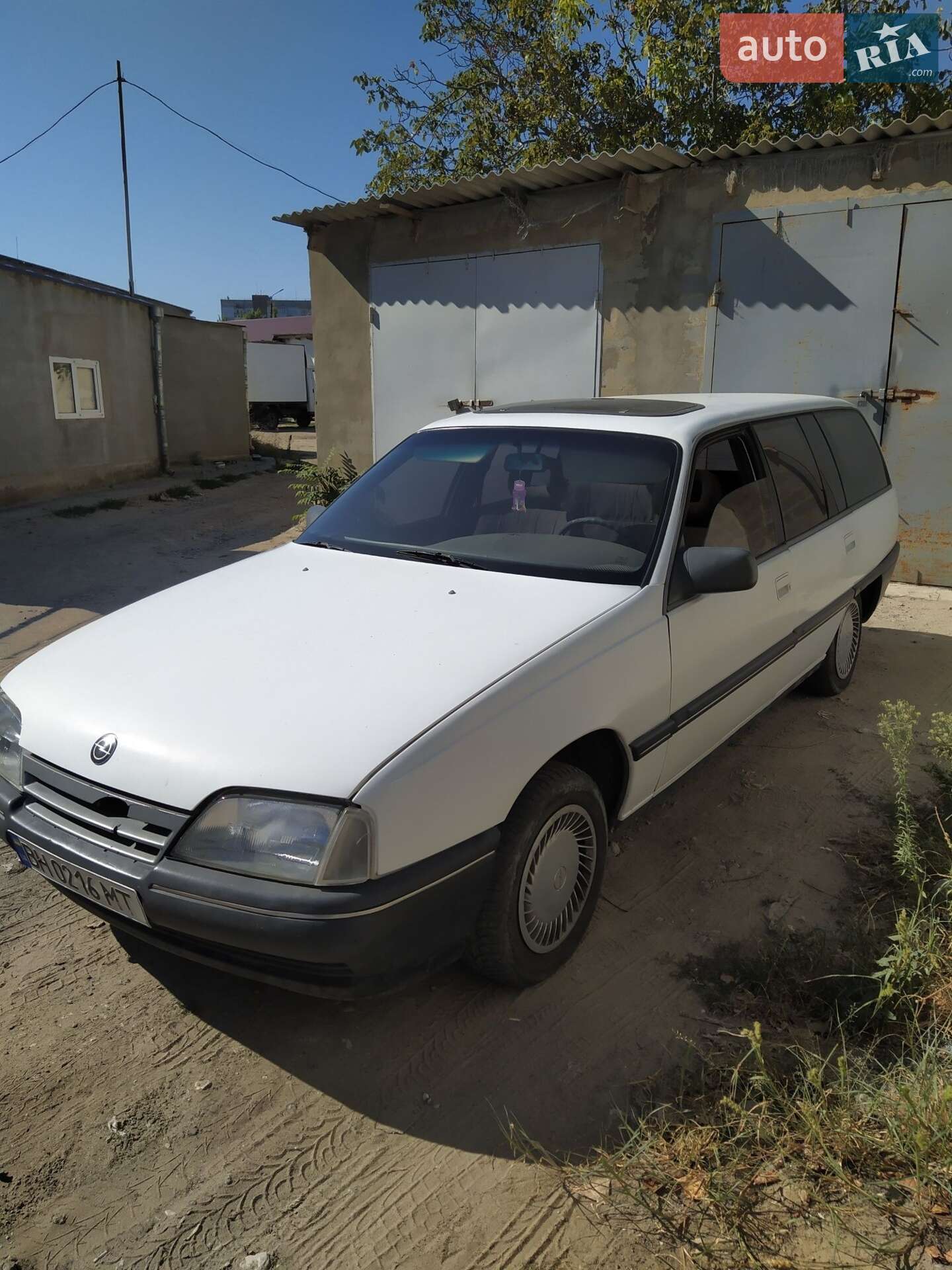 Opel Omega 1989 VIN W0L000066K1171822 фото оголошення 23 з 24
