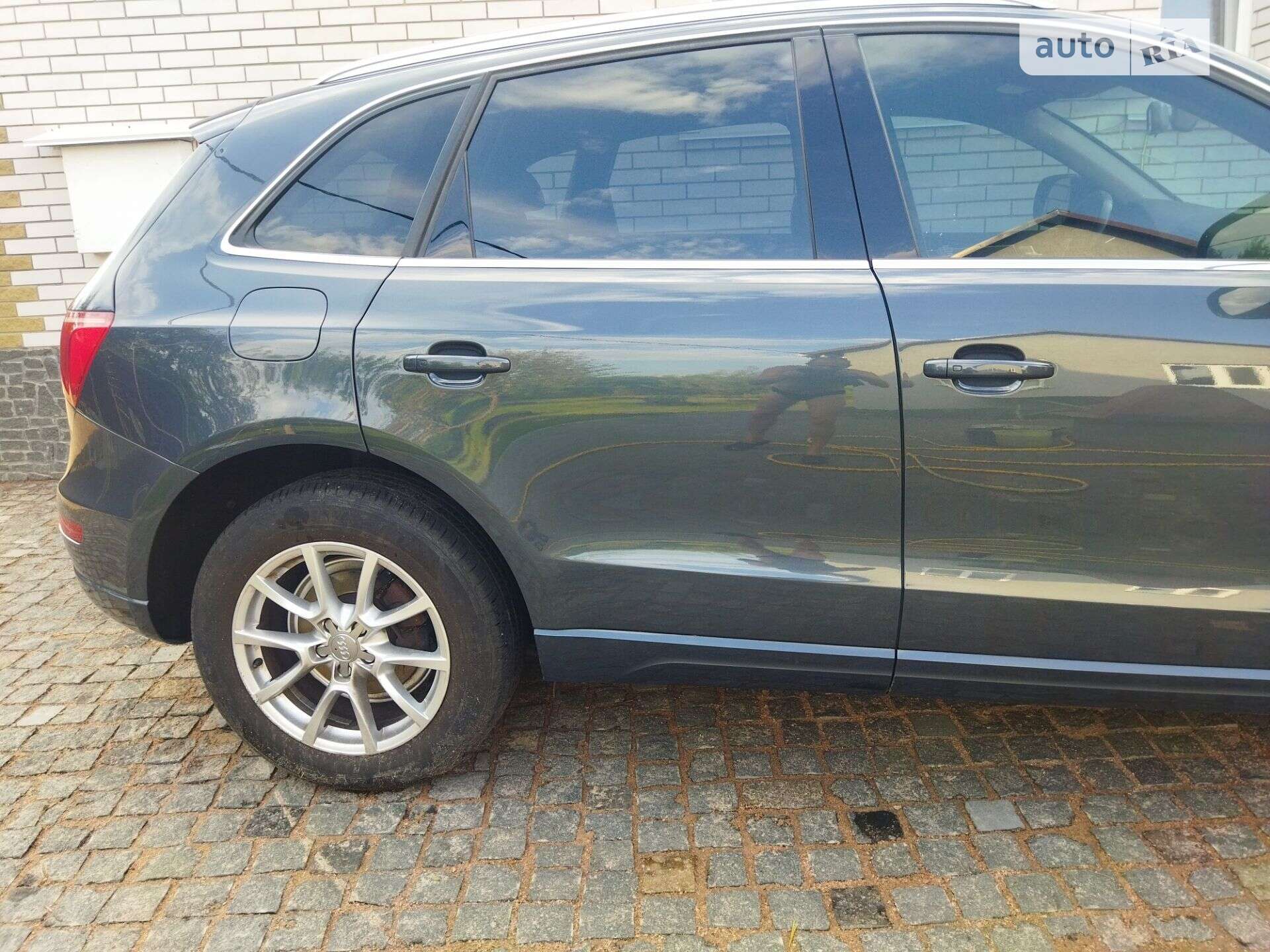 Audi Q5 2011 VIN WA1CFAFP2BA062468 фото оголошення 47 з 78