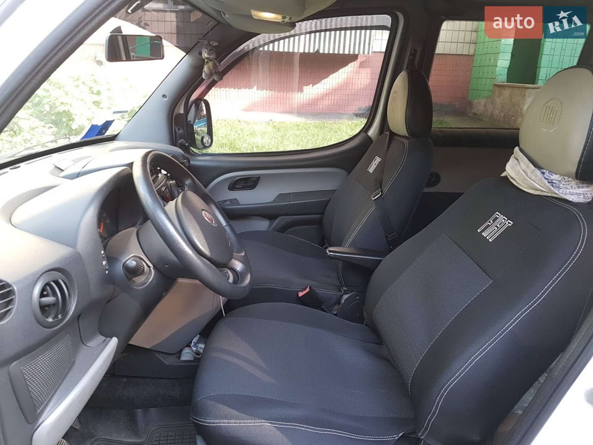 Fiat Doblo 2010 VIN ZFA22300005713599 фото оголошення 2 з 3