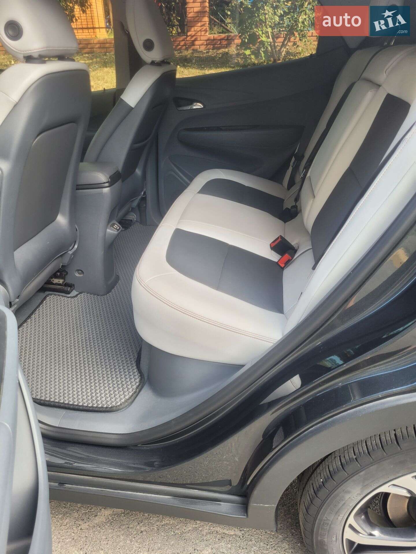 Chevrolet Bolt EV 2020 VIN 1G1FZ6S00L4115395 фото оголошення 24 з 37