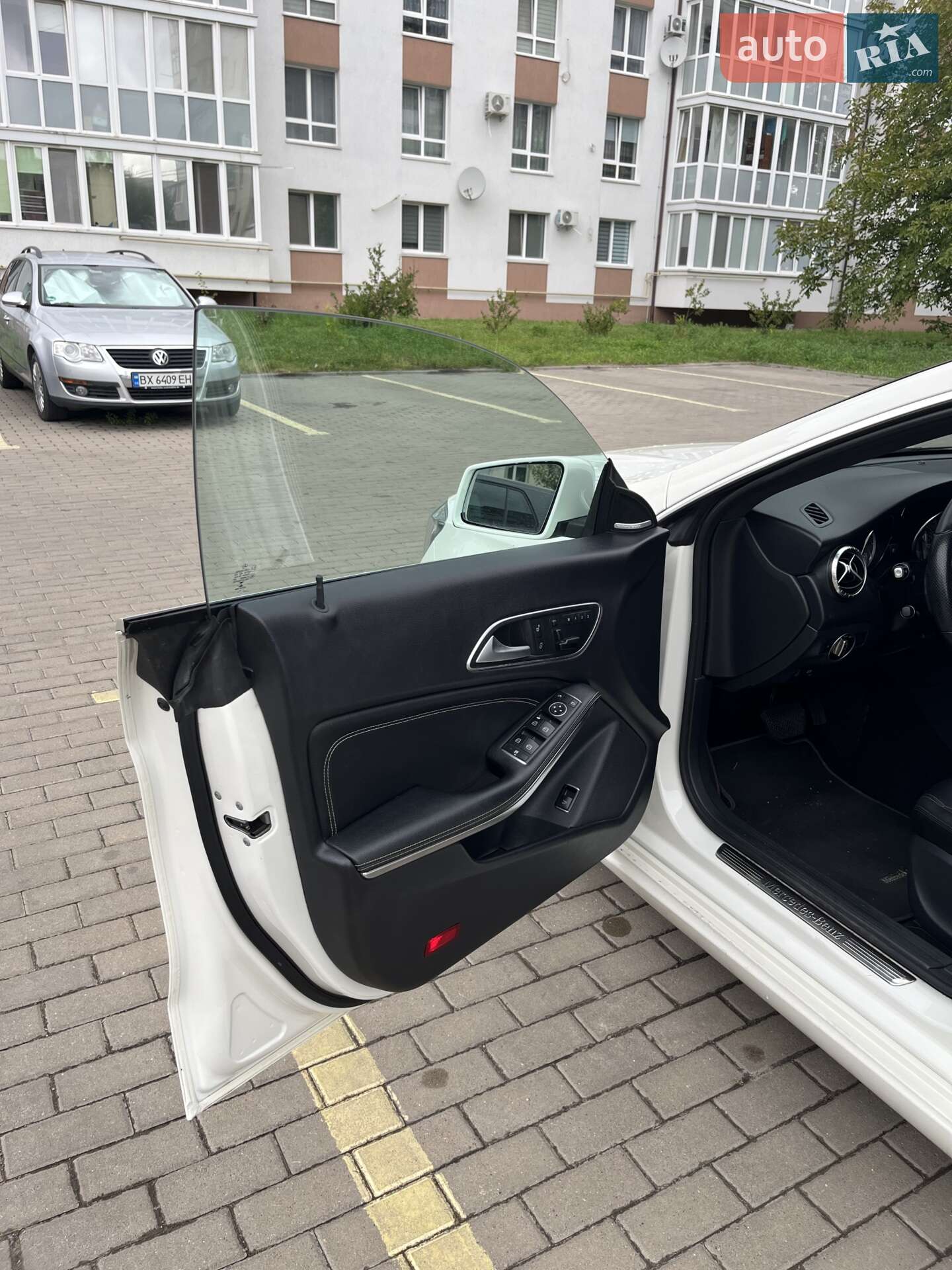Mercedes-Benz CLA-Class 2015 VIN WDDSJ4EB0FN184302 фото оголошення 11 з 13