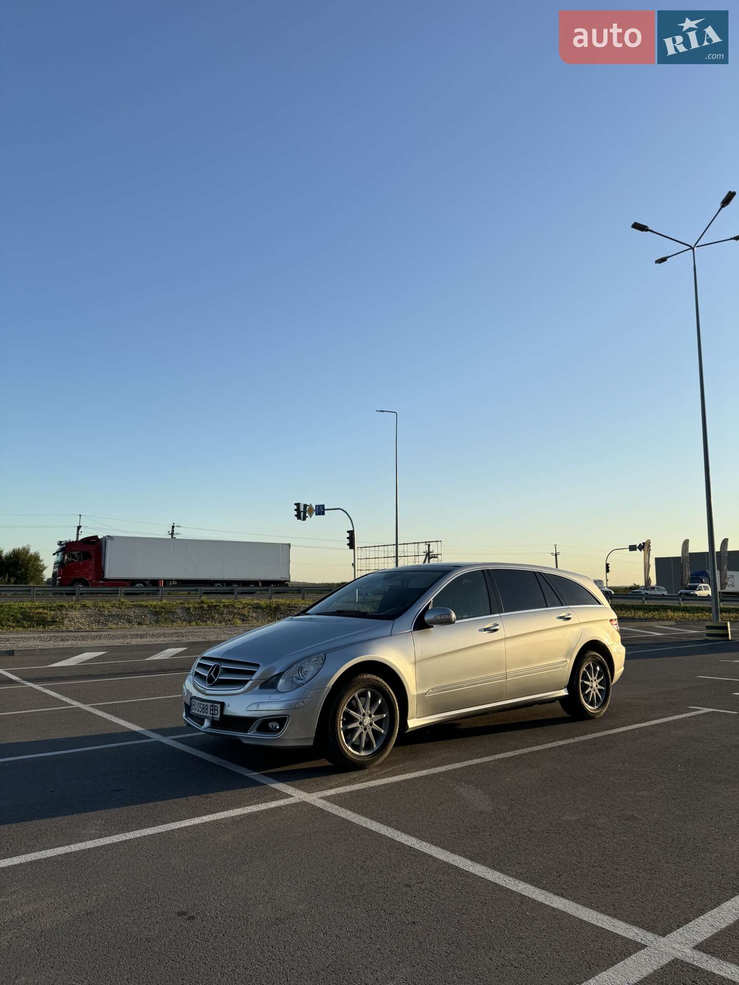 Mercedes-Benz R-Class 2005 VIN WDC2511221A010125 фото оголошення 8 з 35
