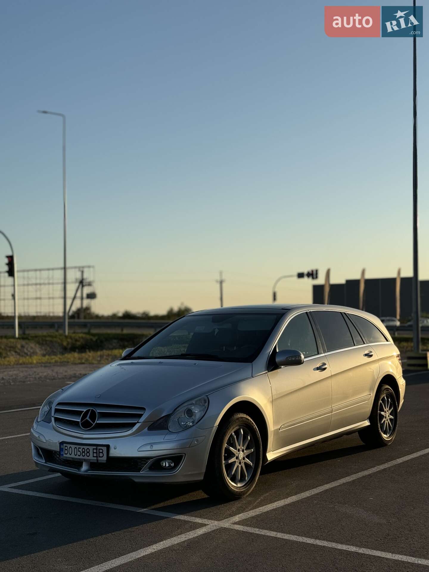 Mercedes-Benz R-Class 2005 VIN WDC2511221A010125 фото оголошення 9 з 35