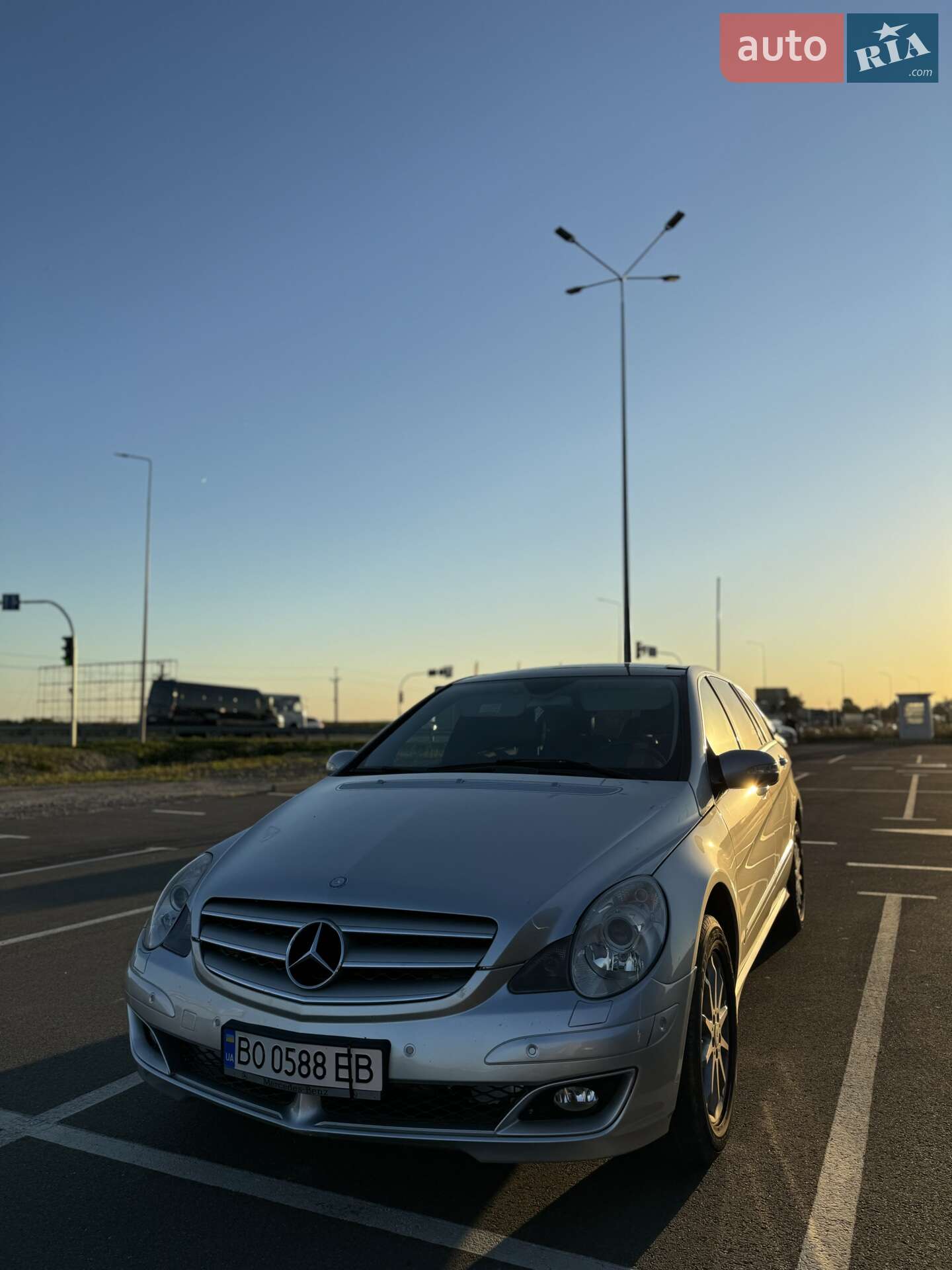 Mercedes-Benz R-Class 2005 VIN WDC2511221A010125 фото оголошення 30 з 35