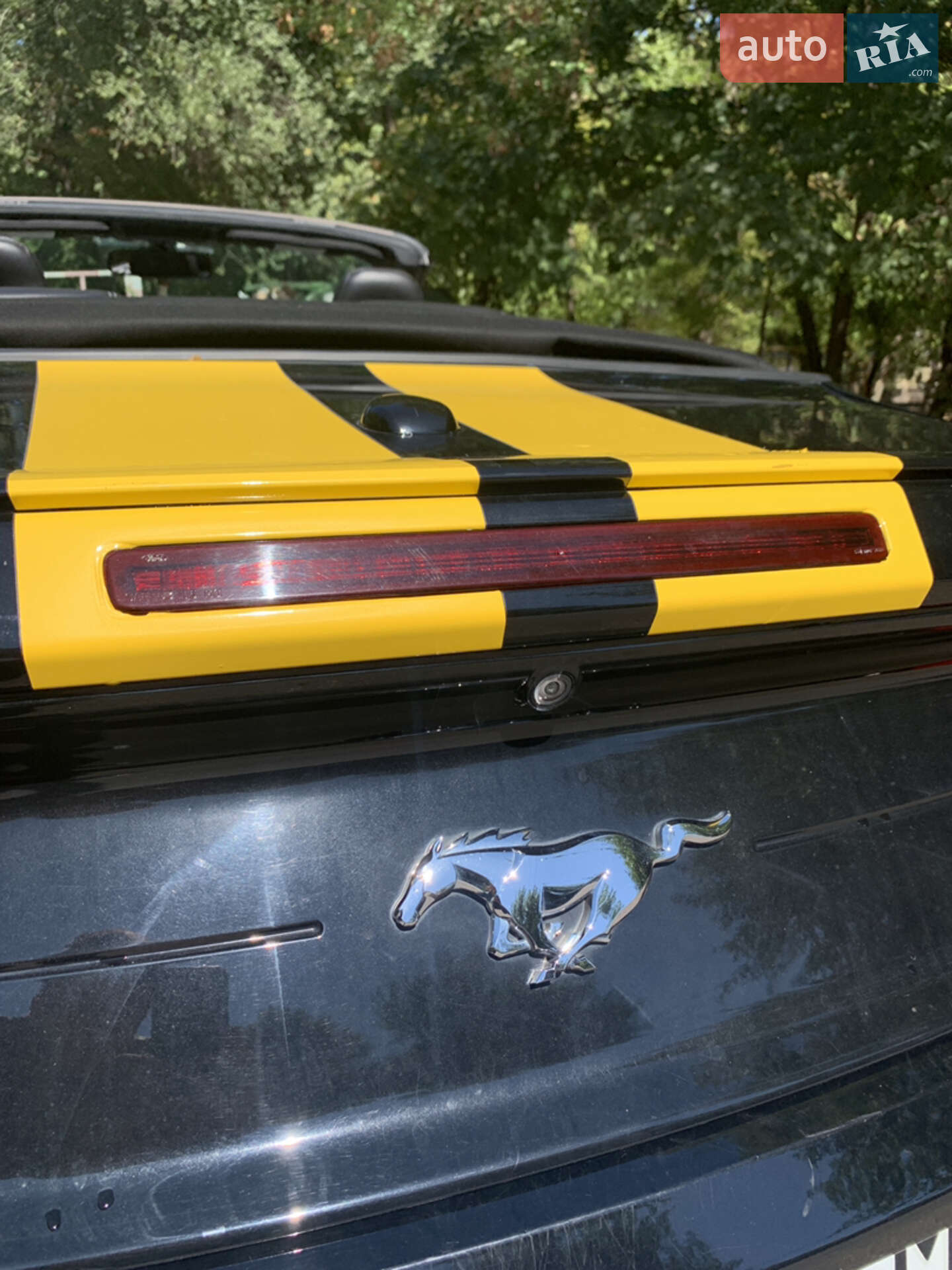 Ford Mustang 2019 VIN 1FATP8UH2L5125960 фото оголошення 6 з 14