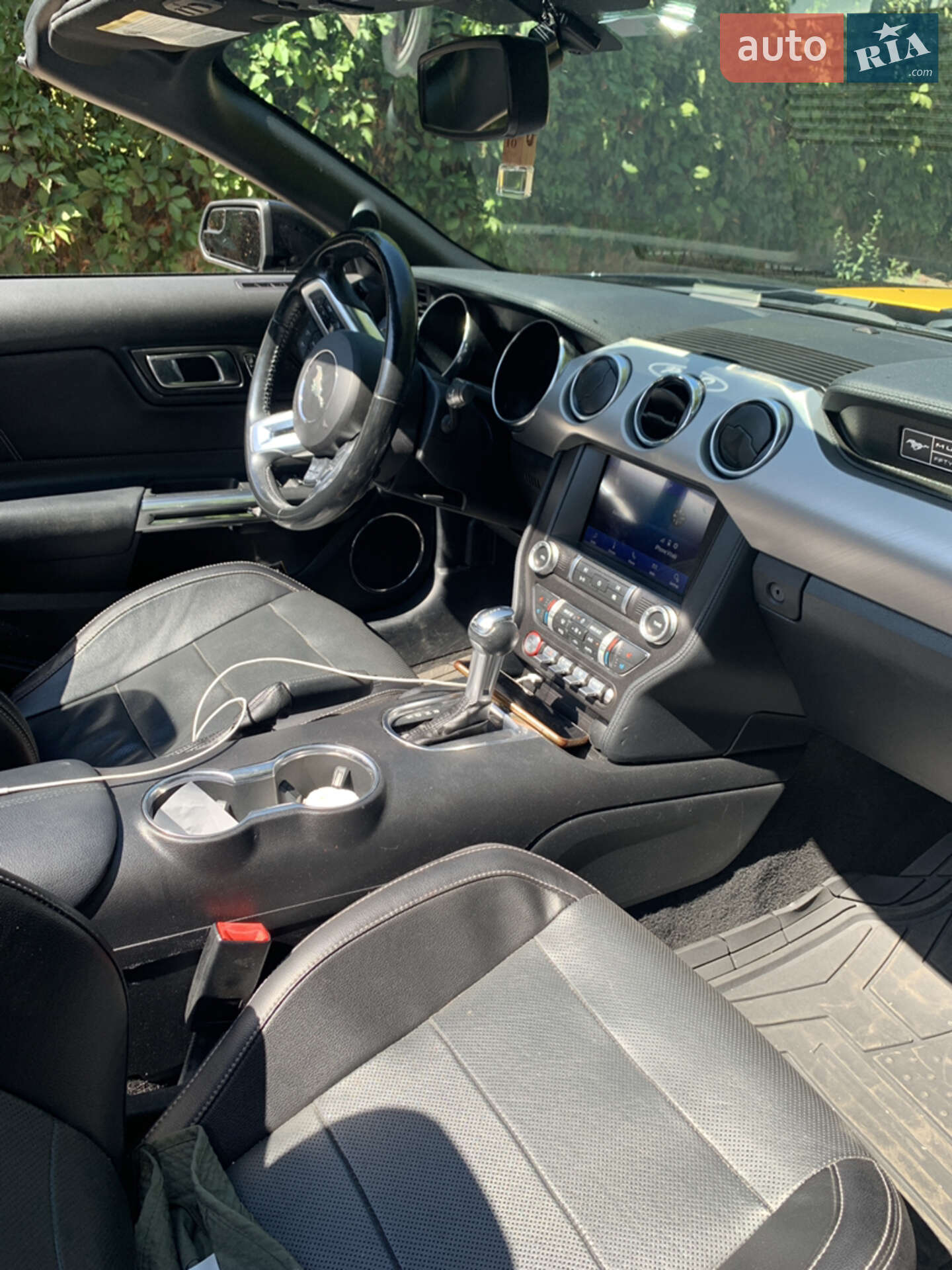 Ford Mustang 2019 VIN 1FATP8UH2L5125960 фото оголошення 7 з 14
