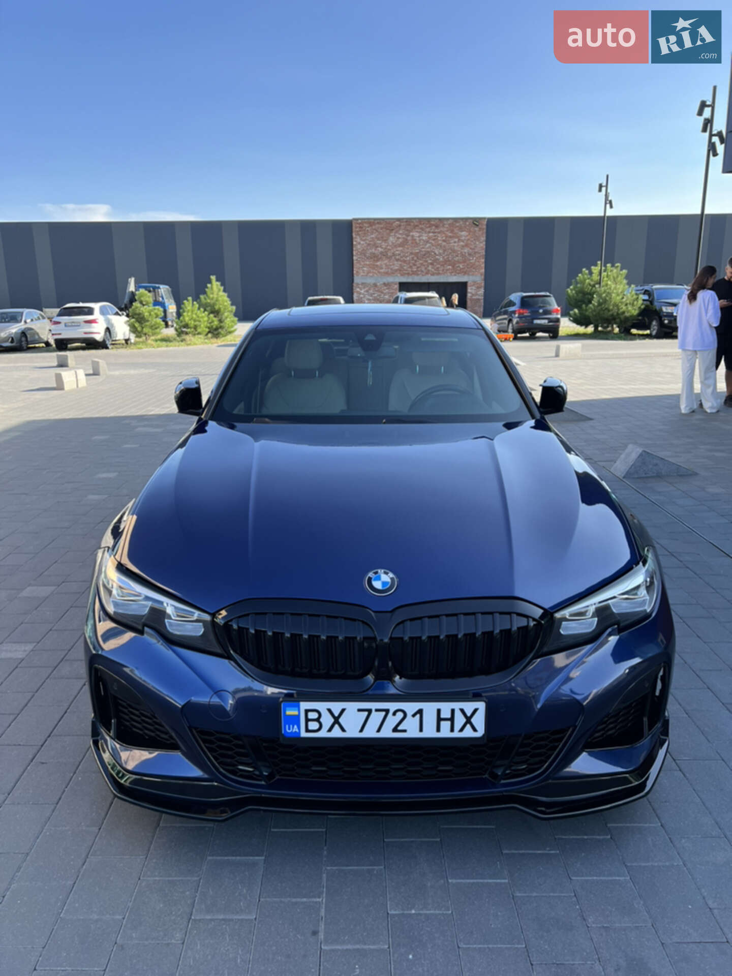 BMW 3 Series 2019 VIN WBA5R1C57KAK07424 фото оголошення 9 з 22