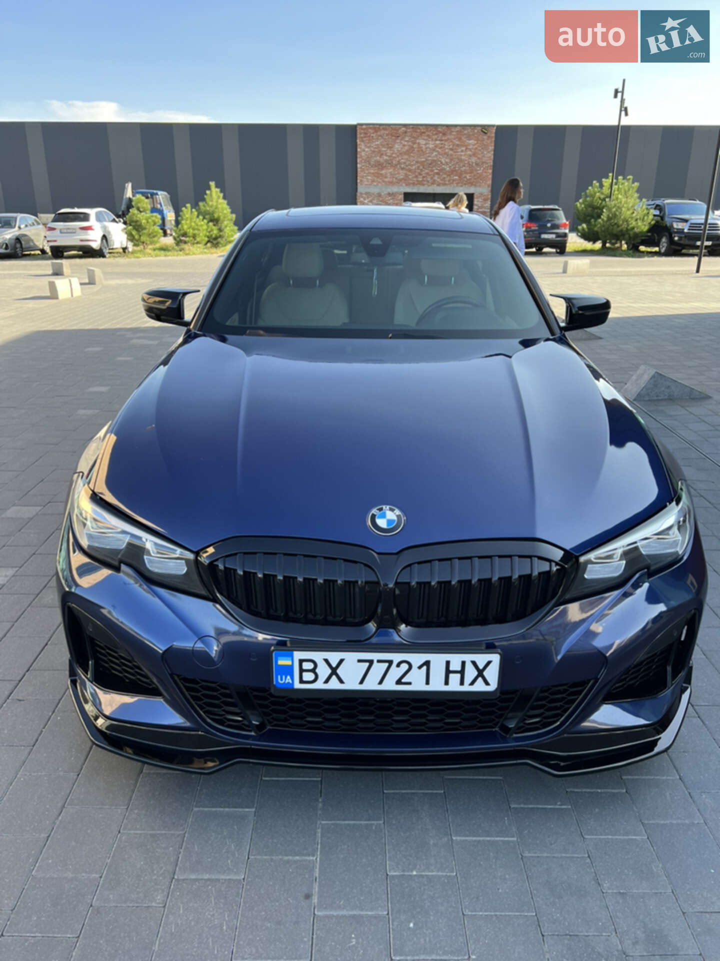 BMW 3 Series 2019 VIN WBA5R1C57KAK07424 фото оголошення 7 з 22