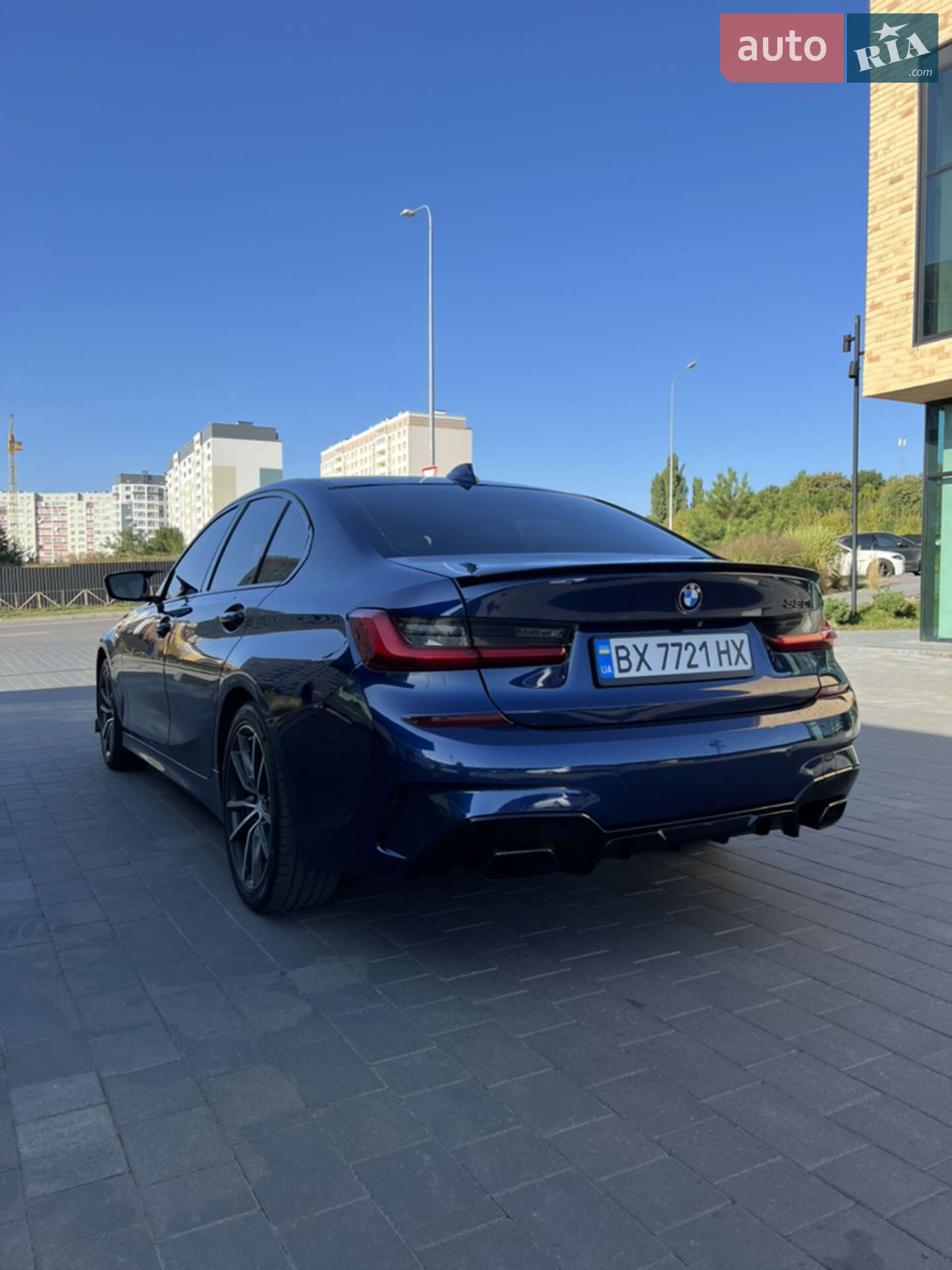 BMW 3 Series 2019 VIN WBA5R1C57KAK07424 фото оголошення 13 з 22