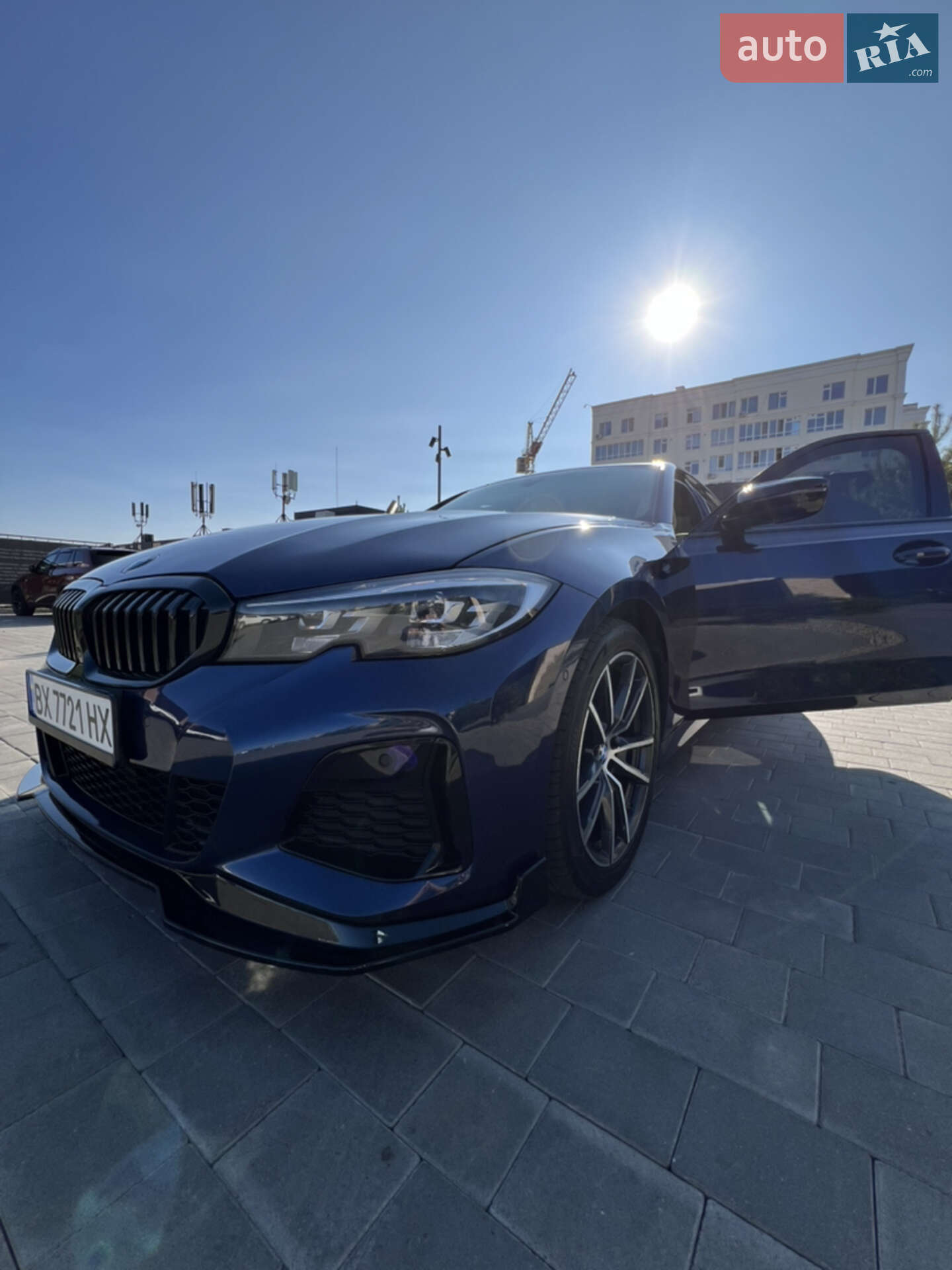 BMW 3 Series 2019 VIN WBA5R1C57KAK07424 фото оголошення 15 з 22