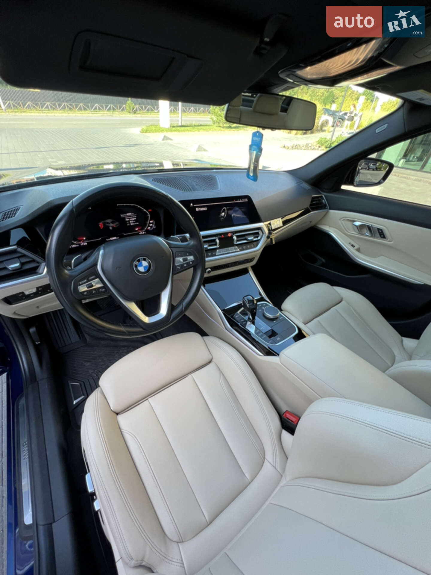 BMW 3 Series 2019 VIN WBA5R1C57KAK07424 фото оголошення 19 з 22