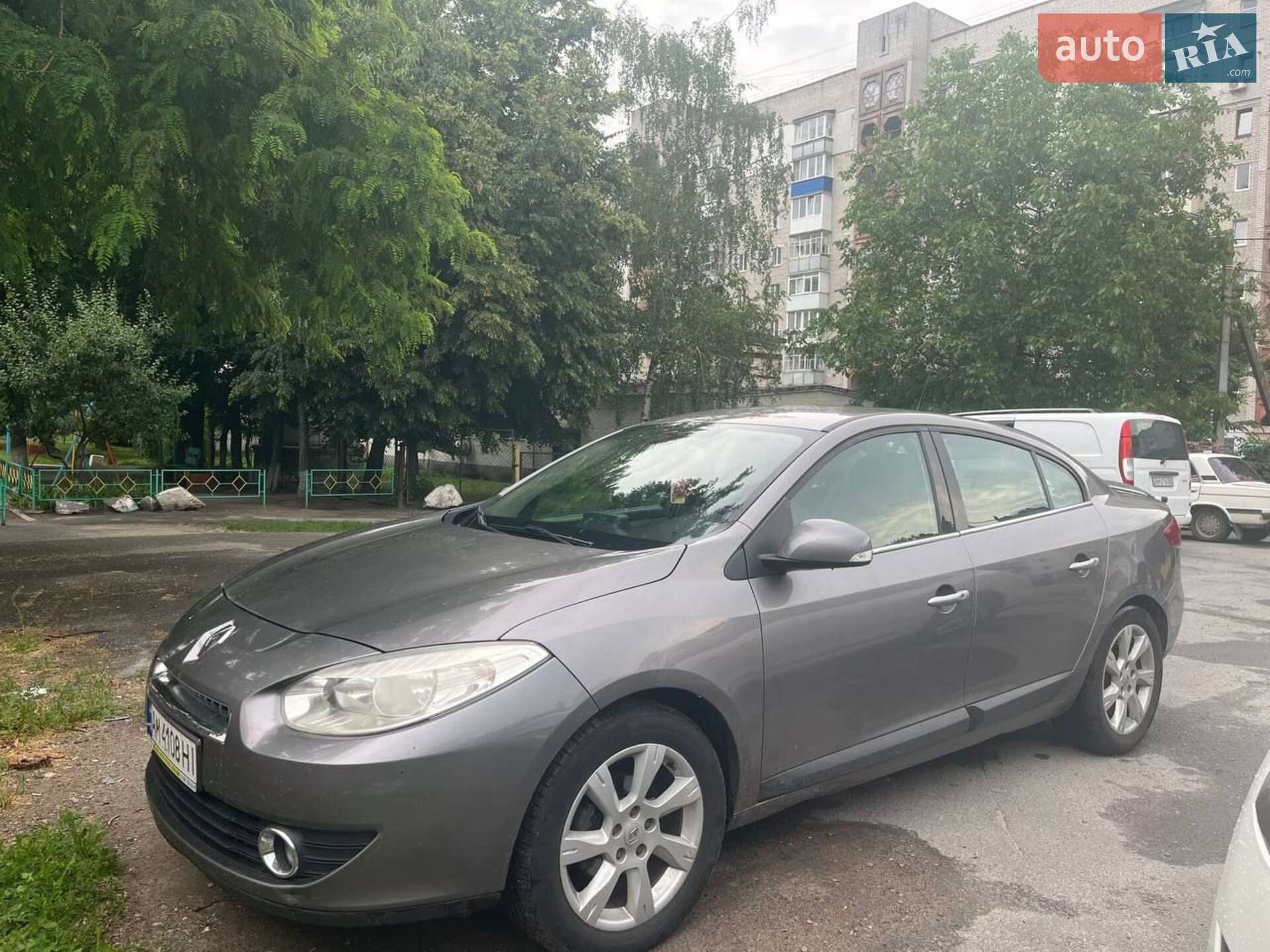 Renault Fluence 2009 VIN VF1LZBB0642311100 фото оголошення 2 з 4