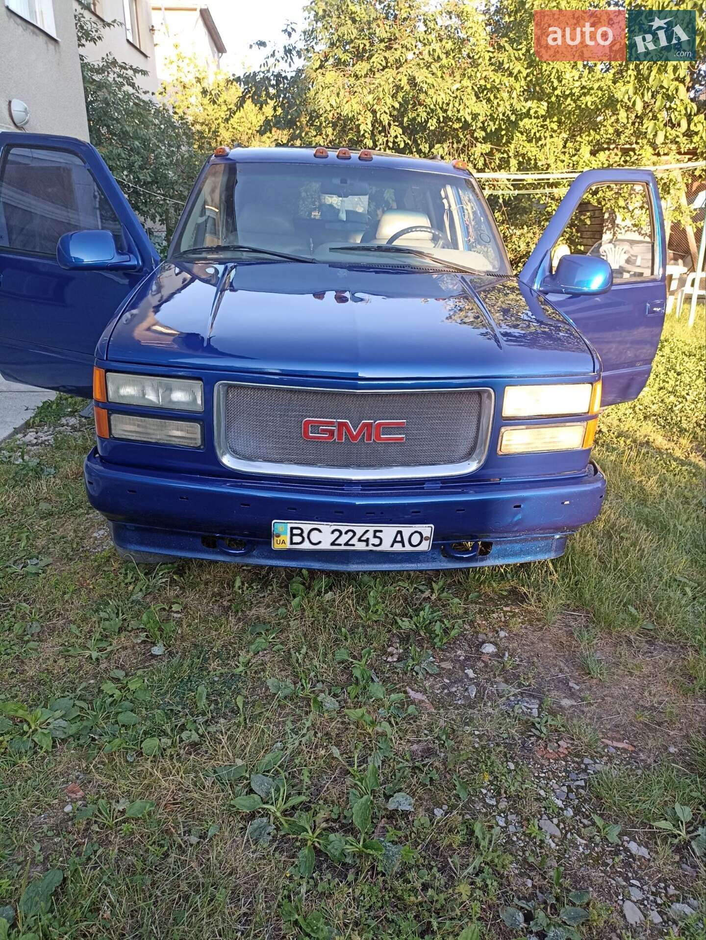 GMC Yukon 1996 VIN 1GKEK13R4TJ753162 фото оголошення 4 з 5