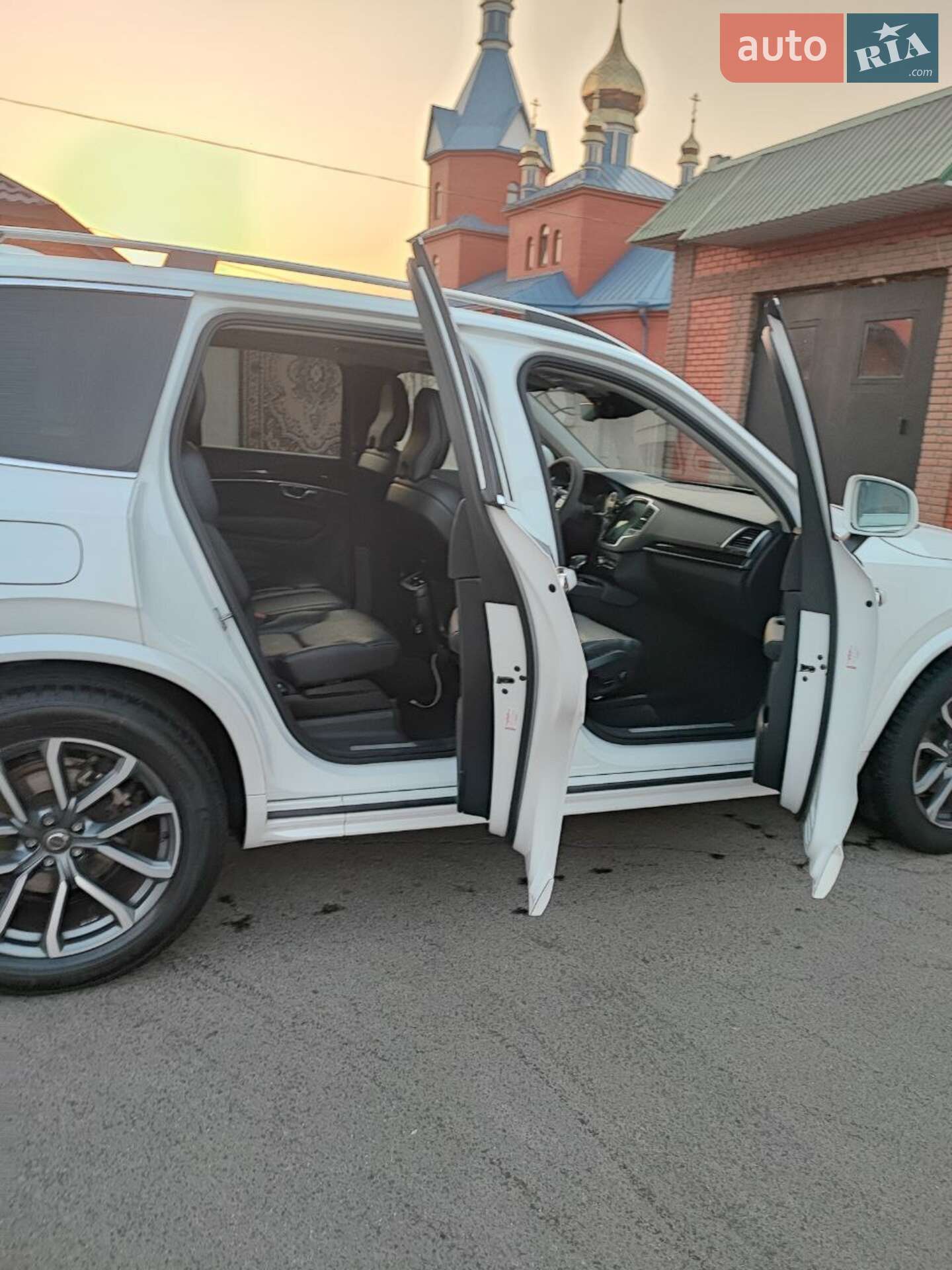 Volvo Xc90 2018 VIN YV4A22PK2K1435453 фото оголошення 13 з 32