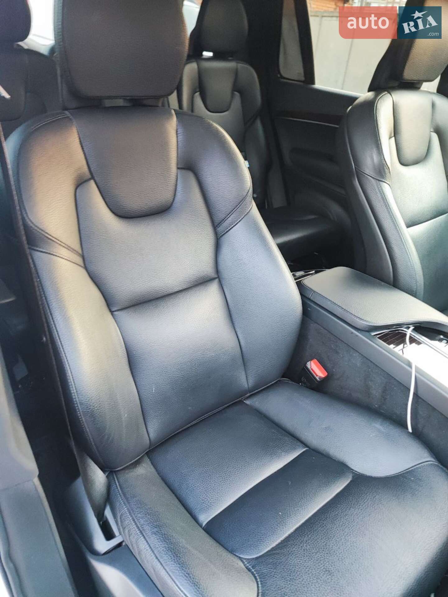 Volvo Xc90 2018 VIN YV4A22PK2K1435453 фото оголошення 26 з 32