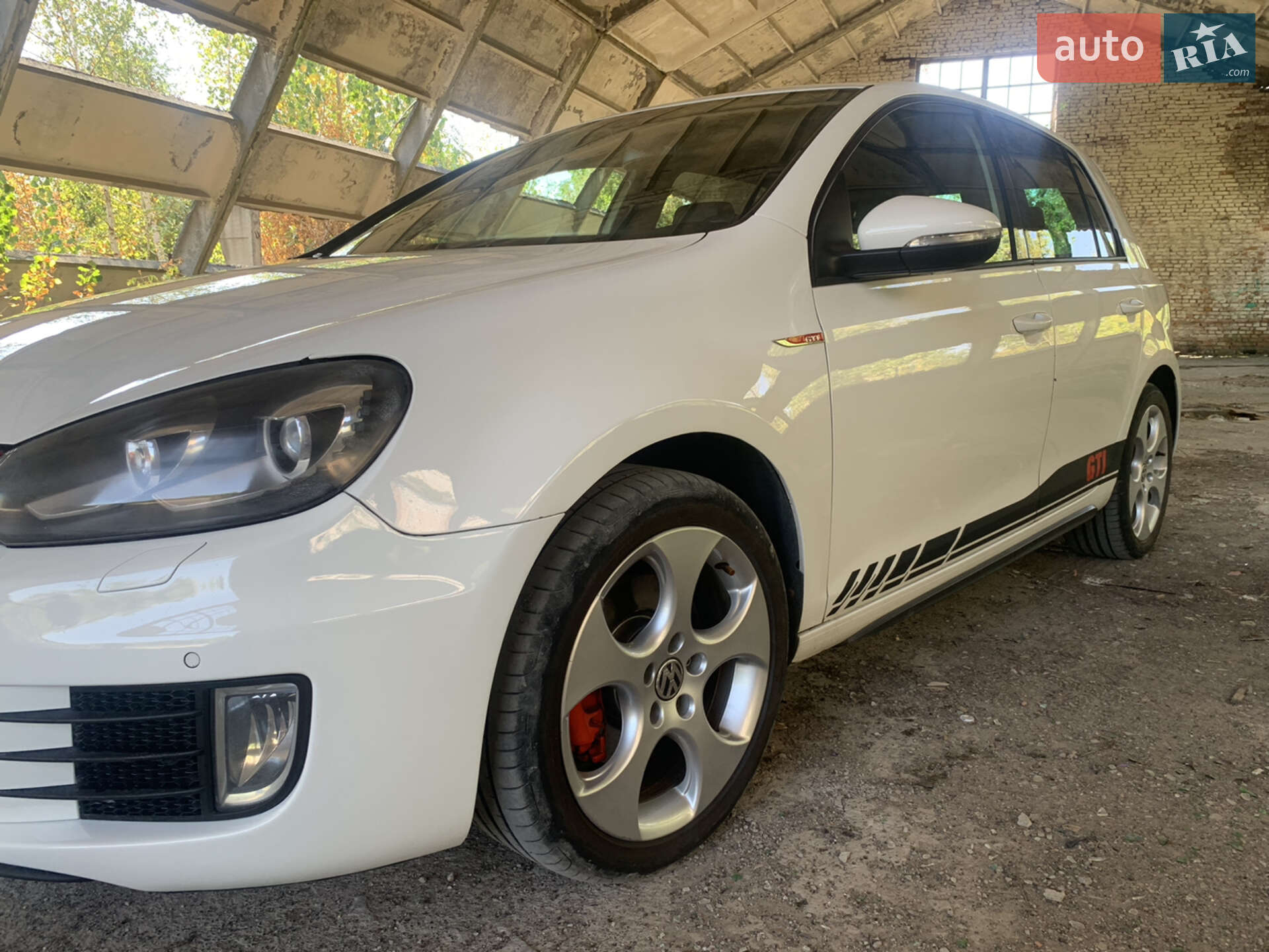 Volkswagen Golf 2011 VIN WVWZZZ1KZCW113240 фото оголошення 2 з 38