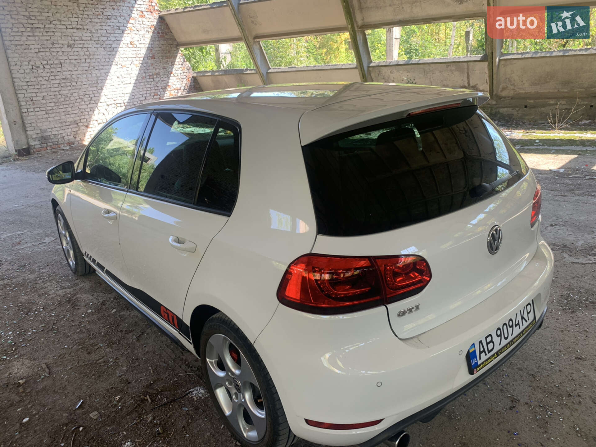 Volkswagen Golf 2011 VIN WVWZZZ1KZCW113240 фото оголошення 7 з 38