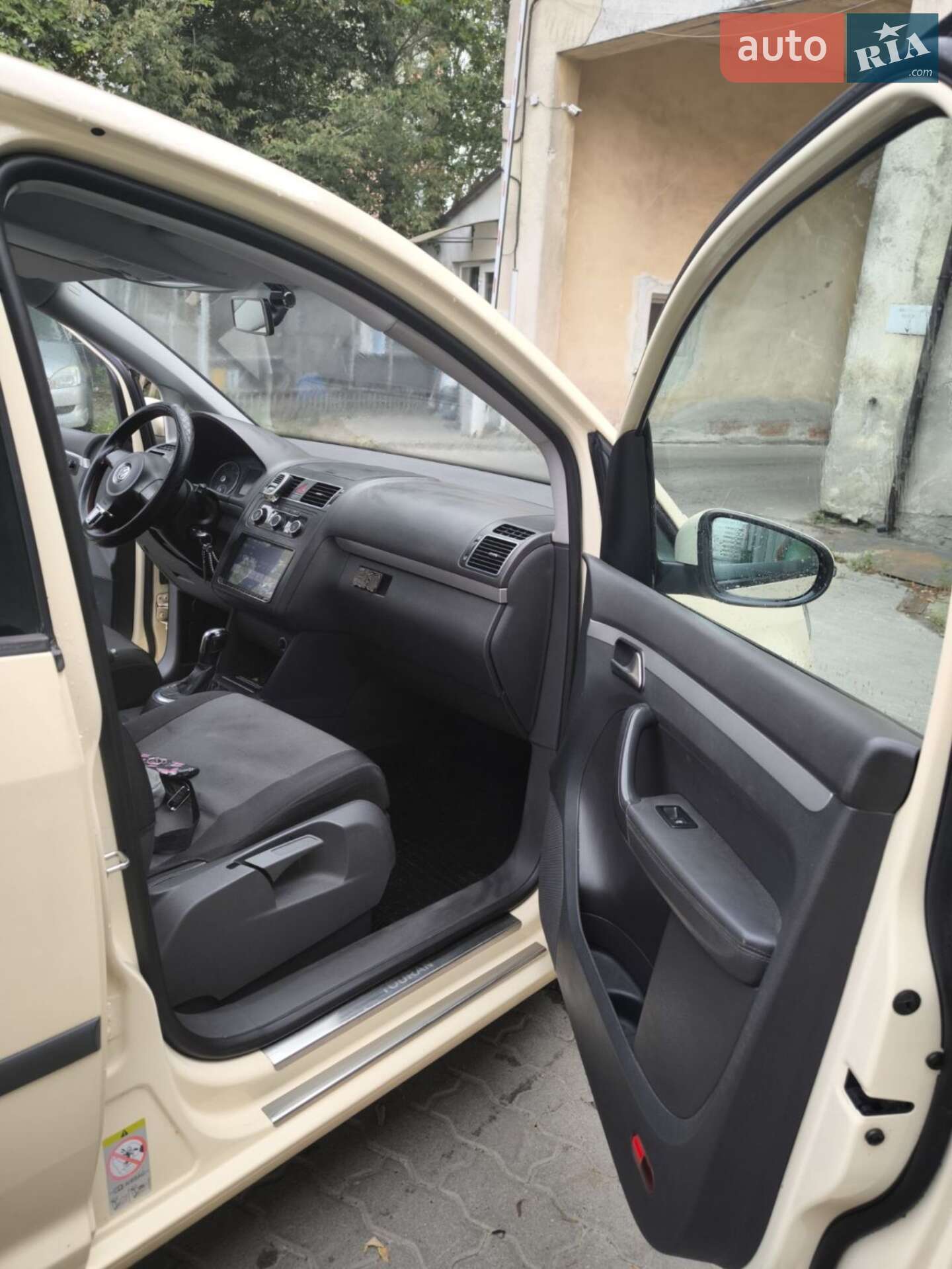 Volkswagen Touran 2012 VIN WVGZZZ1TZCW073255 фото оголошення 9 з 14