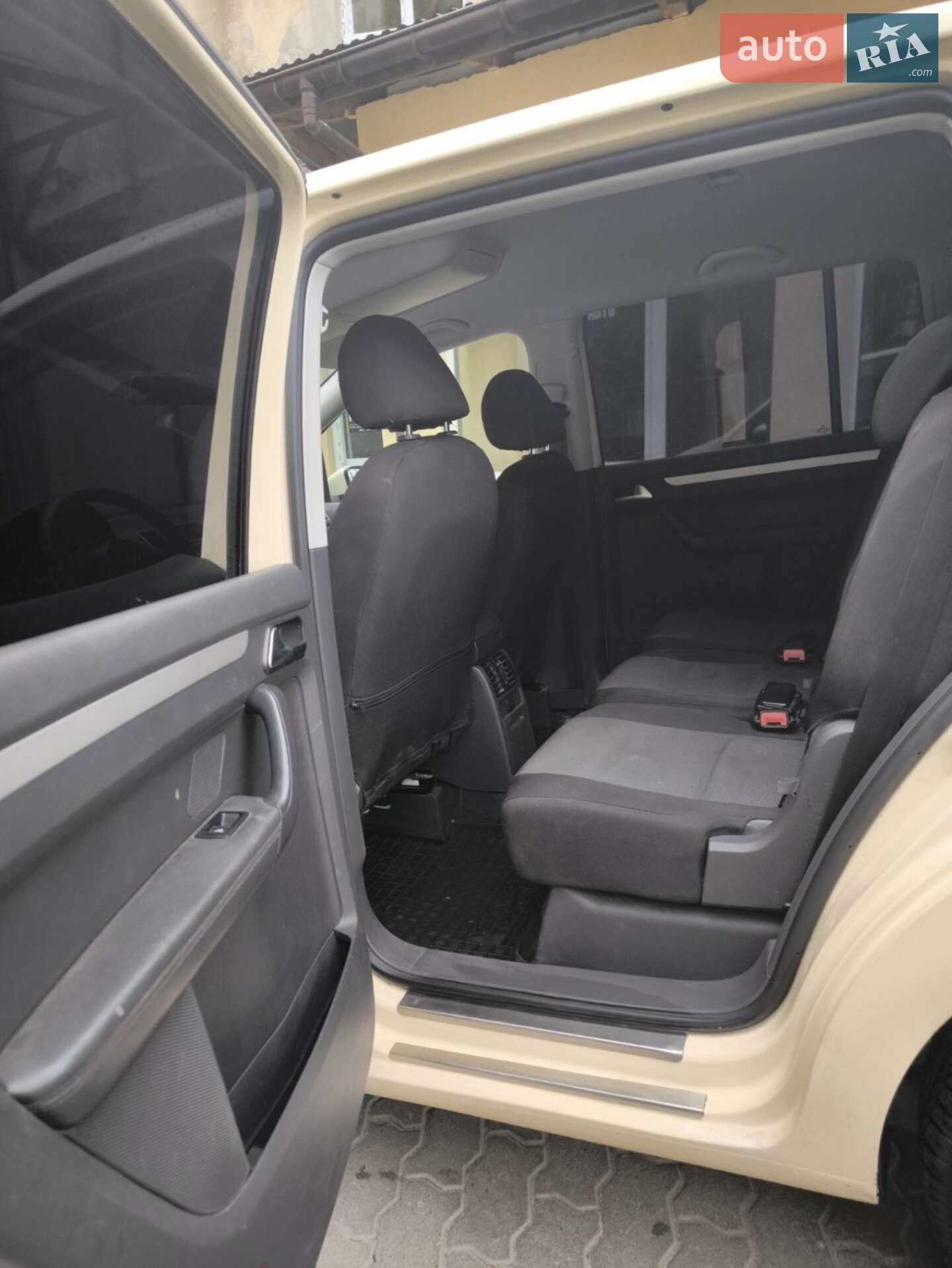 Volkswagen Touran 2012 VIN WVGZZZ1TZCW073255 фото оголошення 8 з 14
