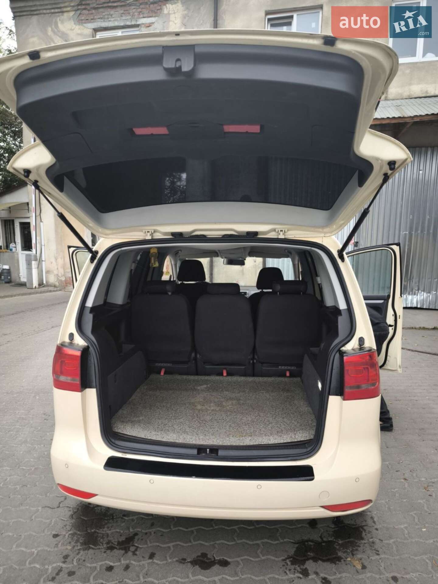 Volkswagen Touran 2012 VIN WVGZZZ1TZCW073255 фото оголошення 10 з 14