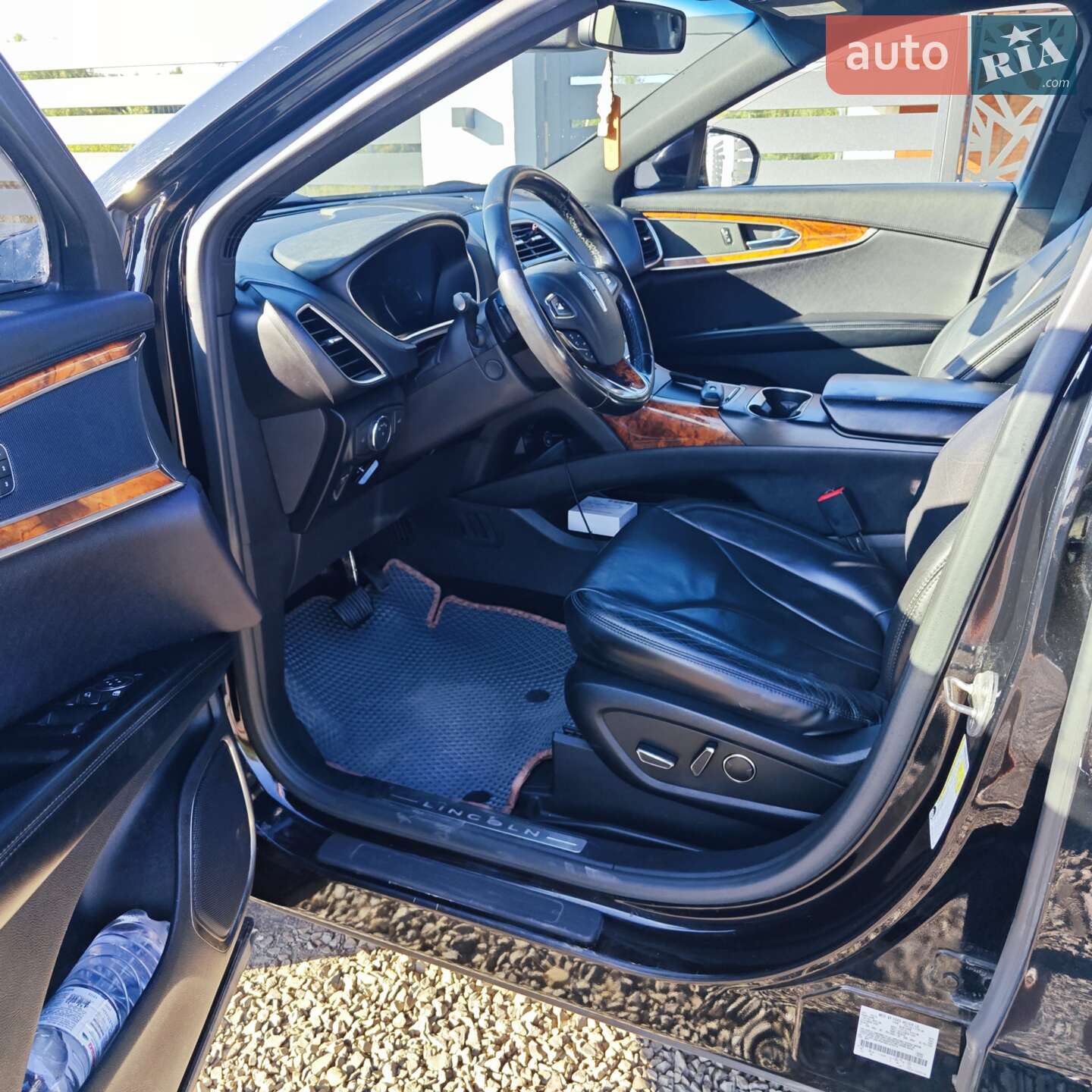 Lincoln MKX 2016 VIN 2LMTJ8LR2GBL63072 фото оголошення 9 з 19