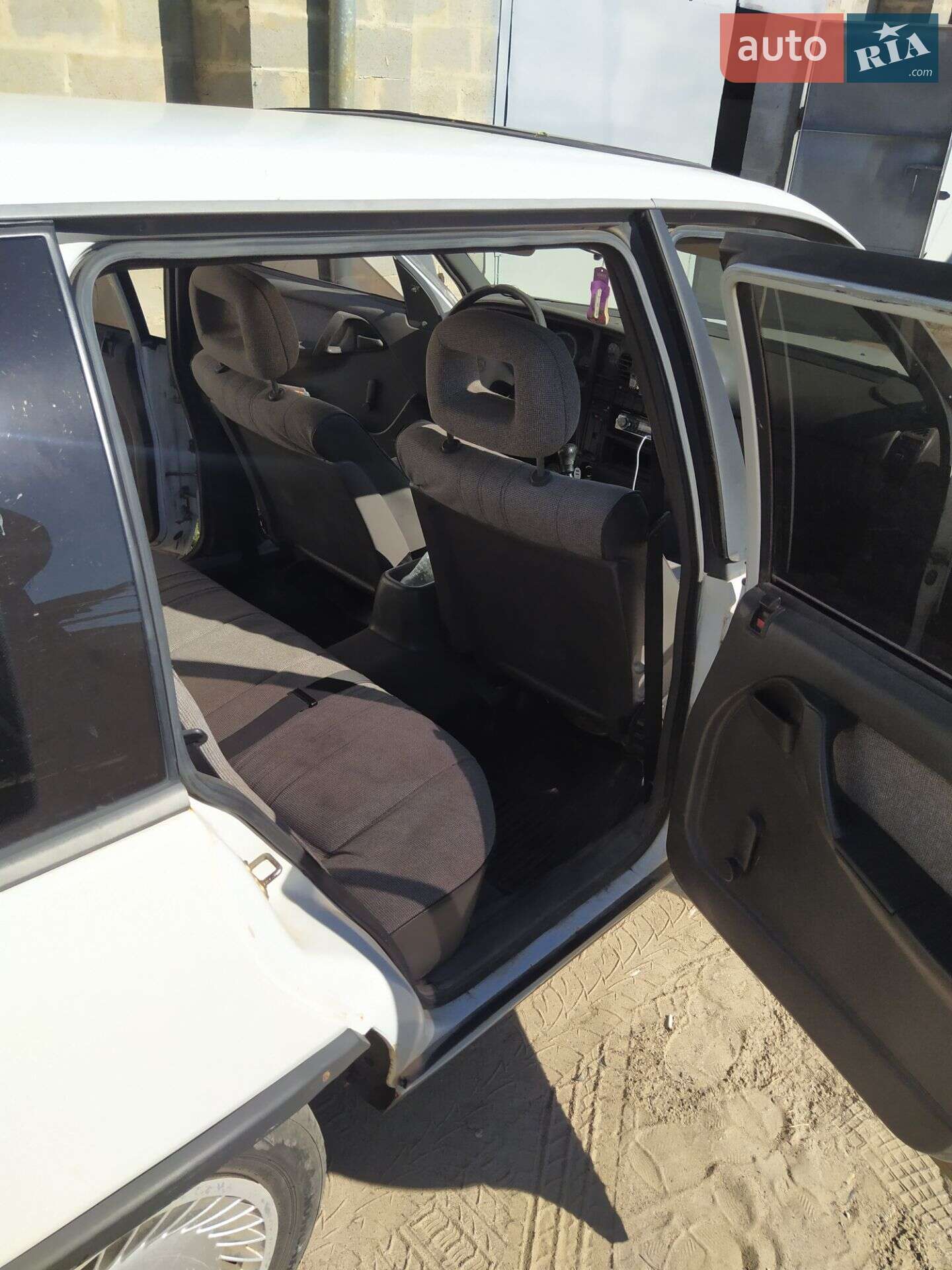 Opel Omega 1989 VIN W0L000066K1171822 фото оголошення 12 з 13