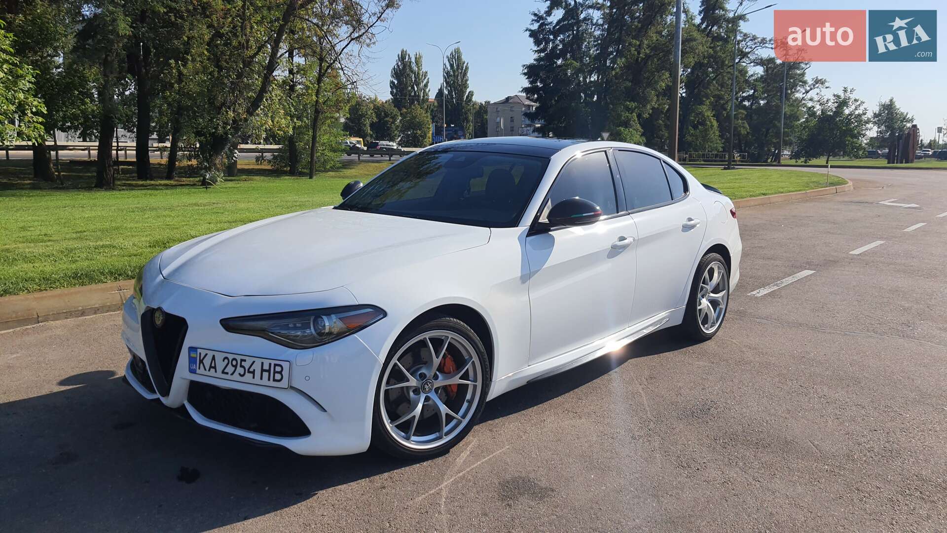 Alfa Romeo Giulia 2017 VIN ZARFAEEN6H7553673 фото оголошення 16 з 46