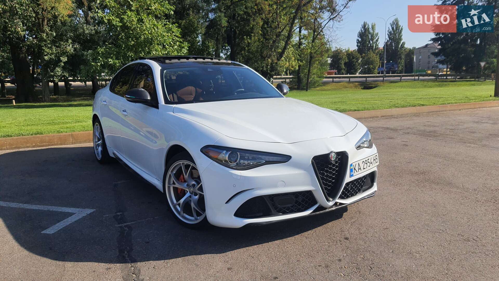 Alfa Romeo Giulia 2017 VIN ZARFAEEN6H7553673 фото оголошення 18 з 46