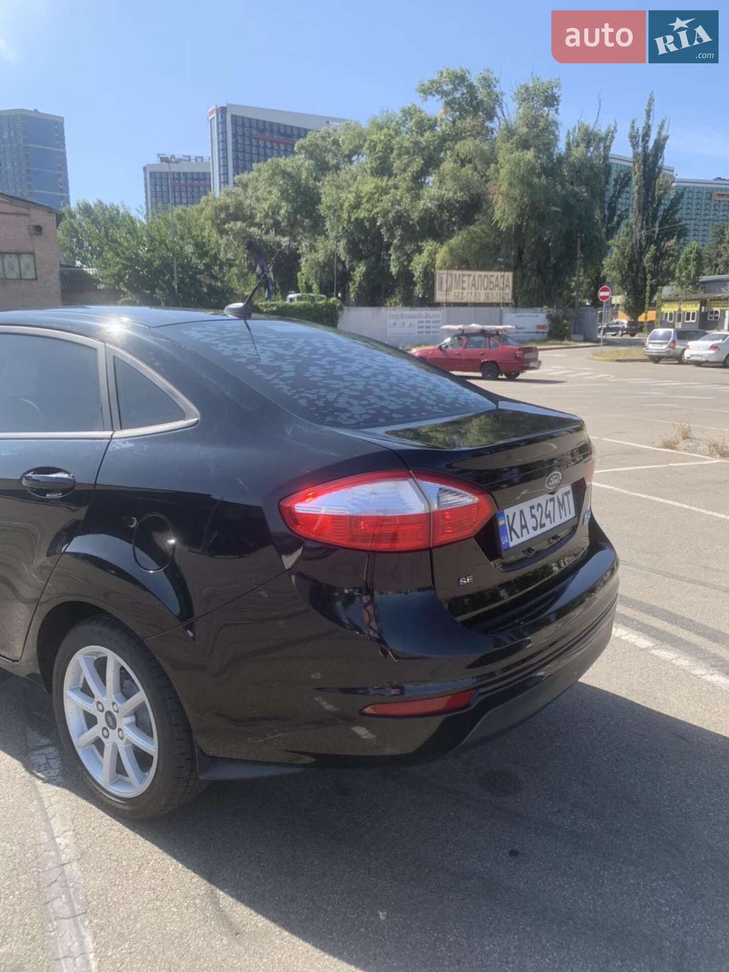 Ford Fiesta 2018 VIN 3FADP4BJXKM120260 фото оголошення 5 з 13