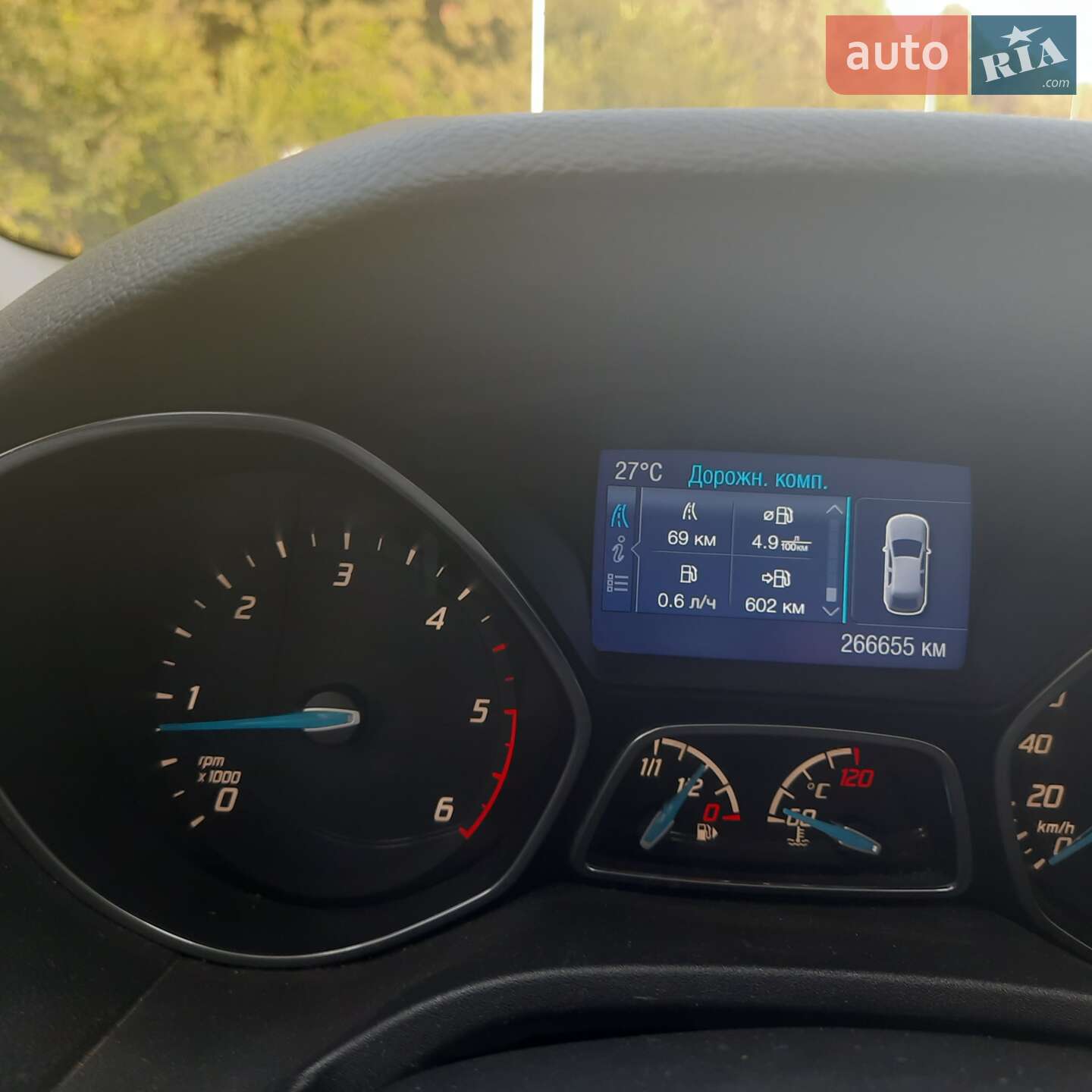 Ford Focus 2013 VIN WF0LXXGCBLDC63123 фото оголошення 5 з 15