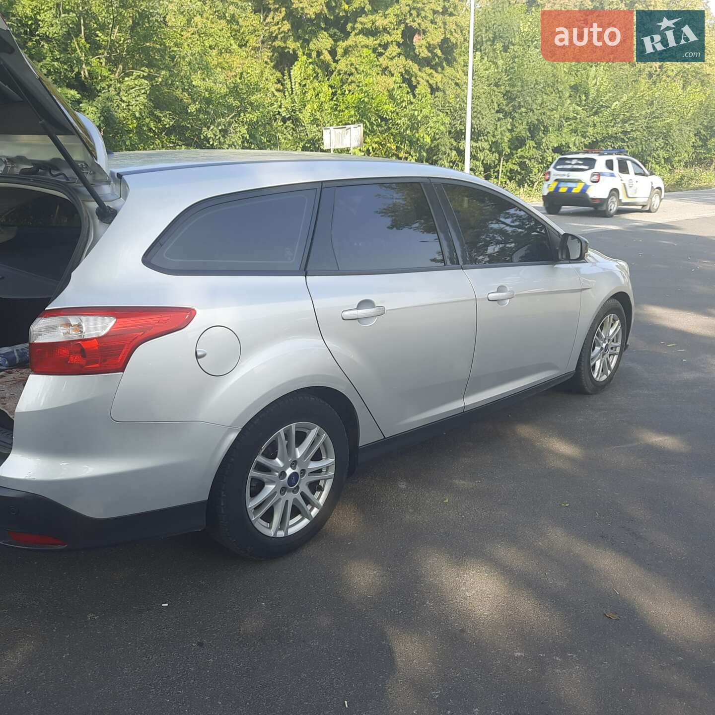 Ford Focus 2013 VIN WF0LXXGCBLDC63123 фото оголошення 7 з 15