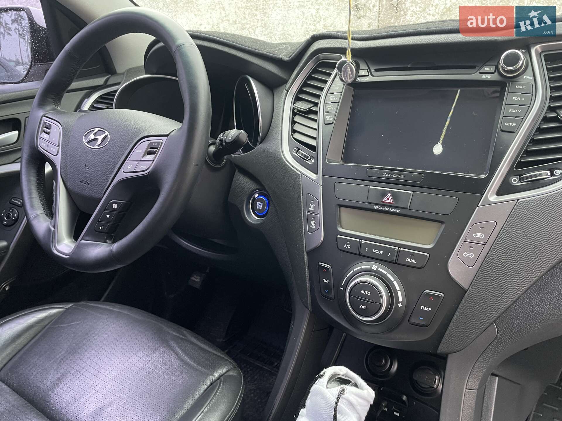 Hyundai Santa FE 2014 VIN KMHSW81UDFU366872 фото оголошення 2 з 10