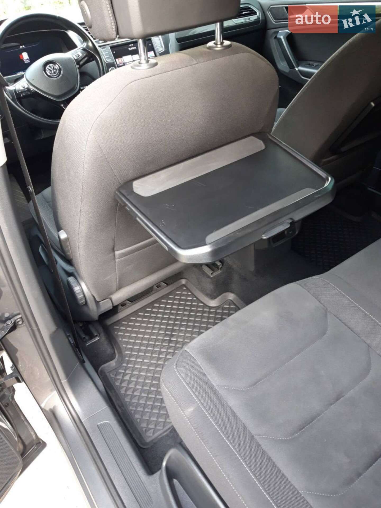 Volkswagen Tiguan 2017 VIN WVGZZZ5NZHW922880 фото оголошення 43 з 53