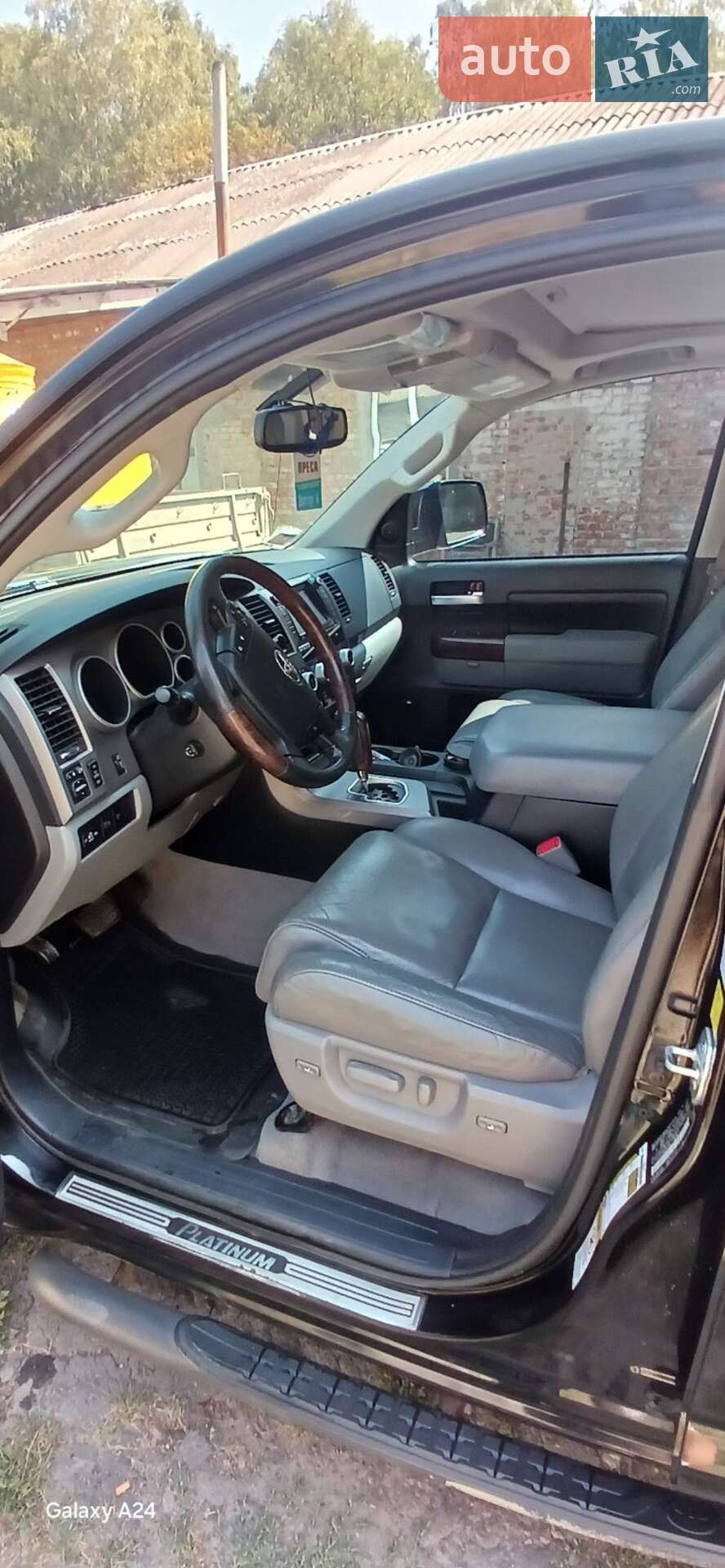 Toyota Tundra 2010 VIN 5TFHY5F10AX139210 фото оголошення 11 з 13