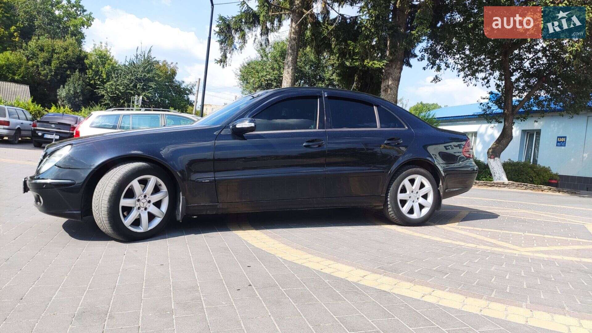 Mercedes-Benz E-Class 2003 VIN WDB2110061A439031 фото оголошення 9 з 51