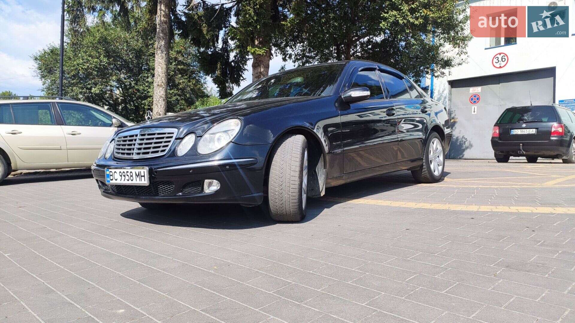 Mercedes-Benz E-Class 2003 VIN WDB2110061A439031 фото оголошення 3 з 51