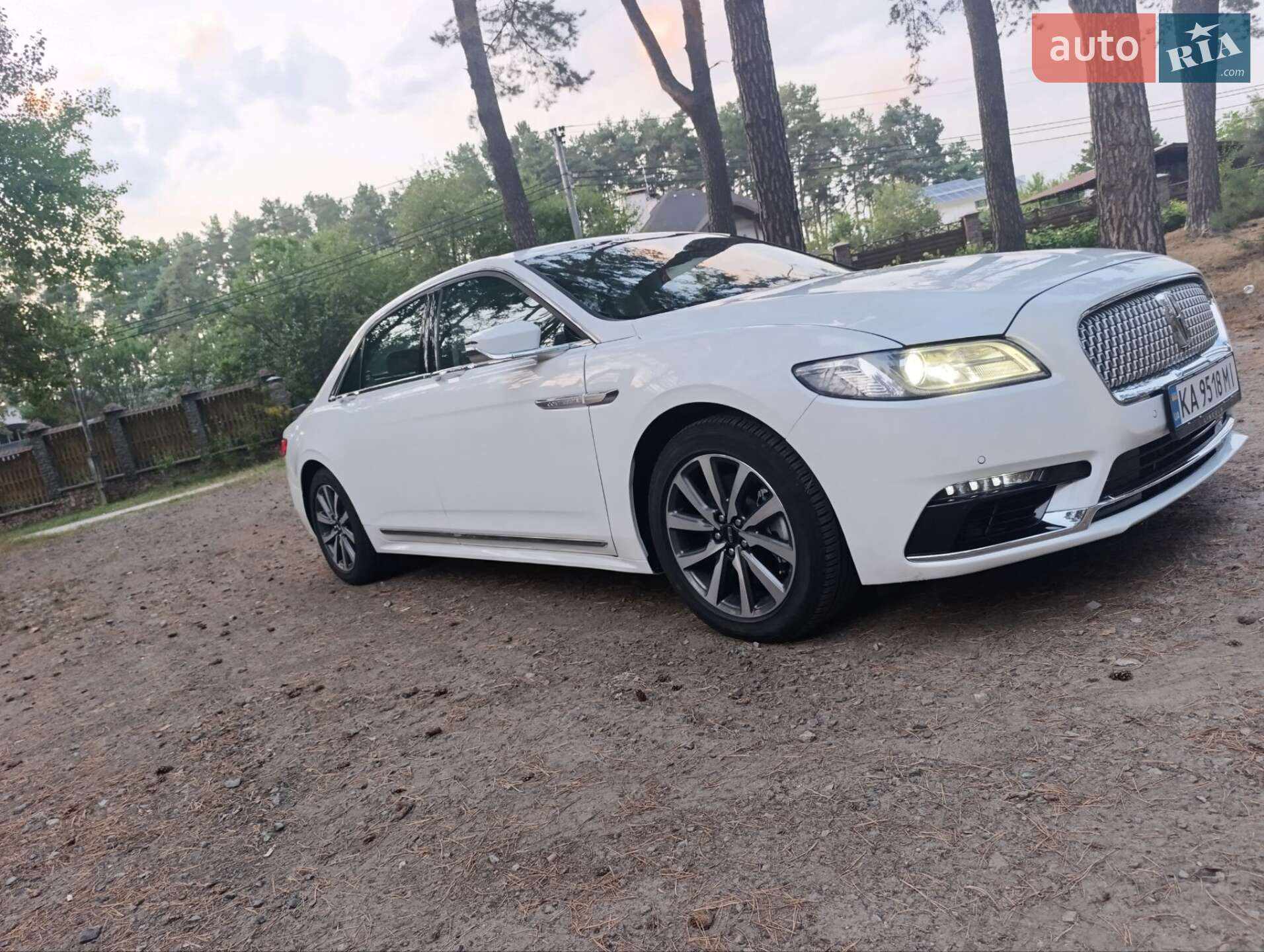 Lincoln Continental 2019 VIN 1LN6L9PK2L5602141 фото оголошення 6 з 36