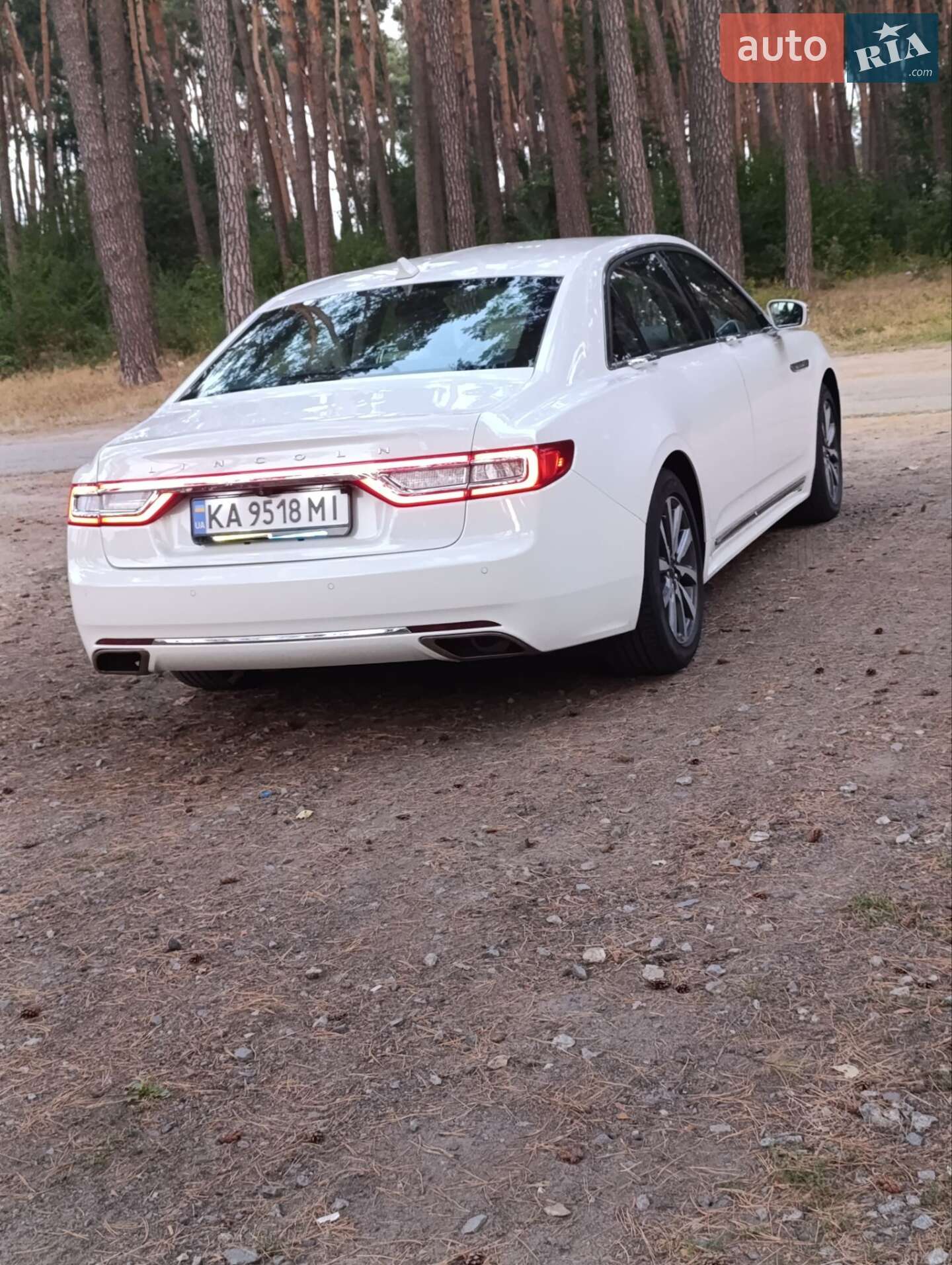 Lincoln Continental 2019 VIN 1LN6L9PK2L5602141 фото оголошення 7 з 36