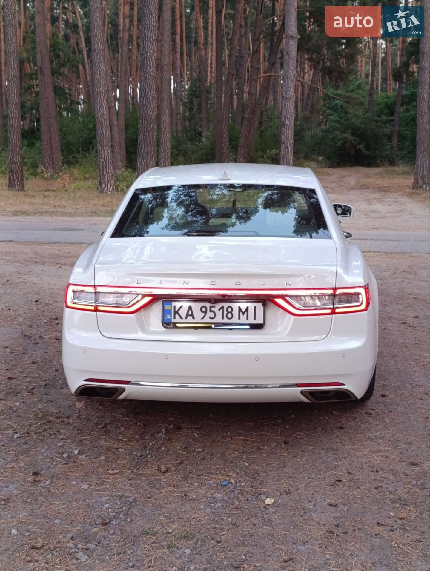 Lincoln Continental 2019 VIN 1LN6L9PK2L5602141 фото оголошення 8 з 36