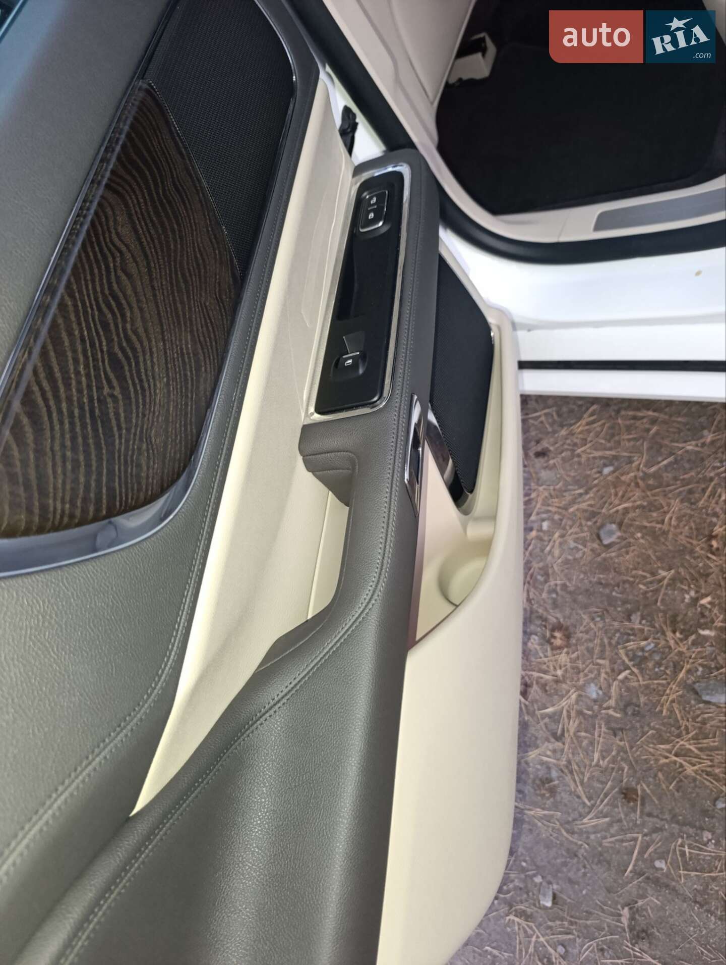 Lincoln Continental 2019 VIN 1LN6L9PK2L5602141 фото оголошення 28 з 36