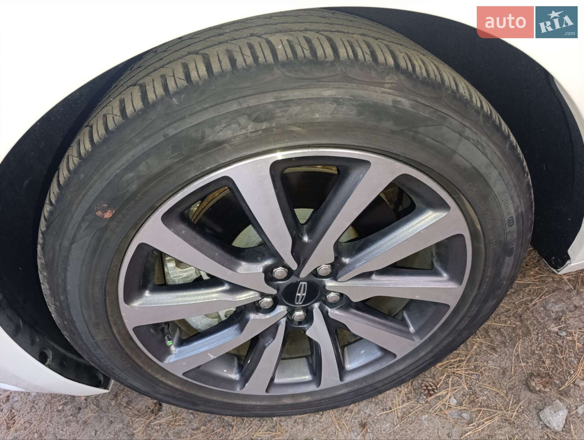 Lincoln Continental 2019 VIN 1LN6L9PK2L5602141 фото оголошення 33 з 36