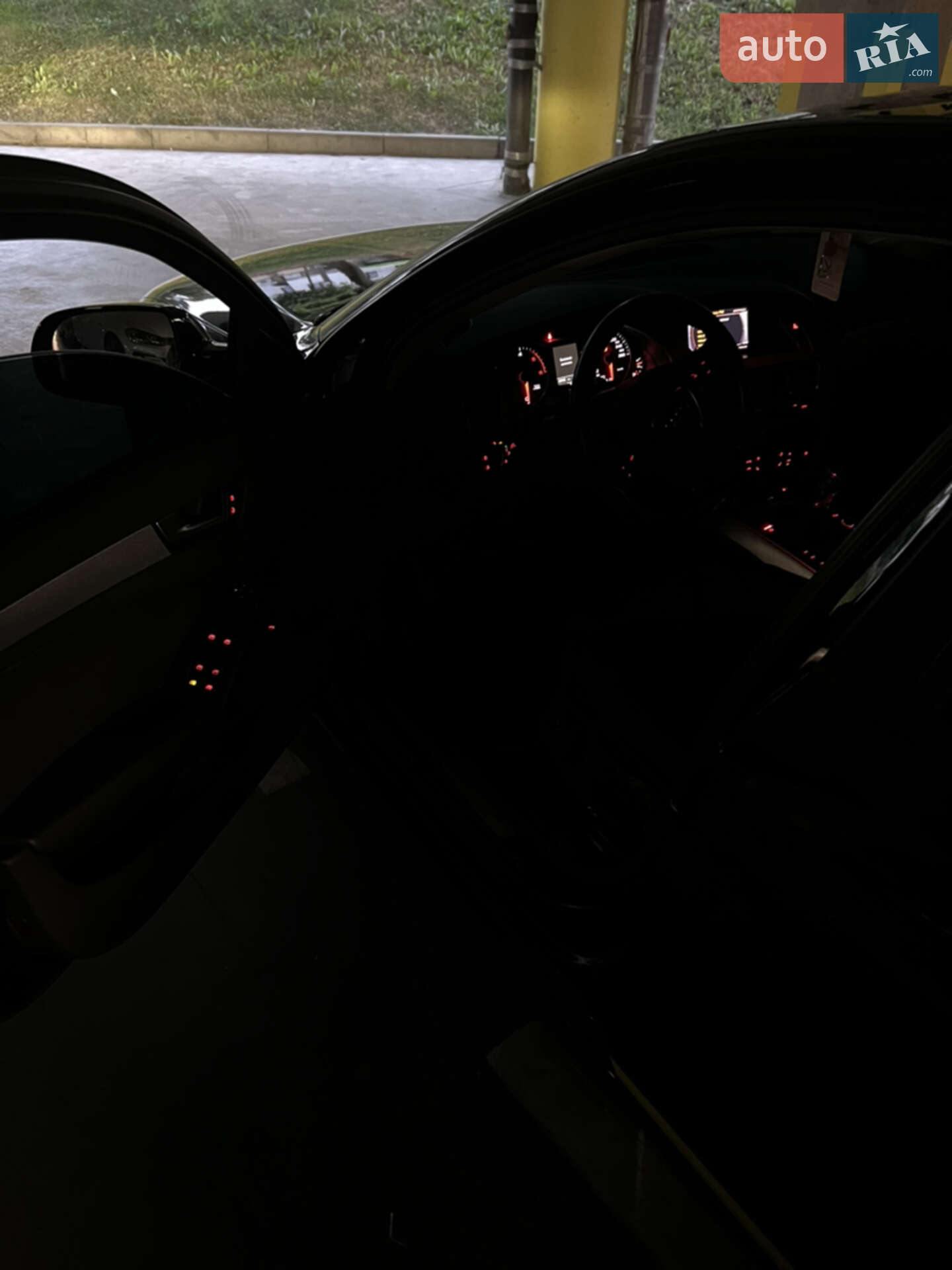 Audi A4 2011 VIN WAUZZZ8K2CA013982 фото оголошення 11 з 36