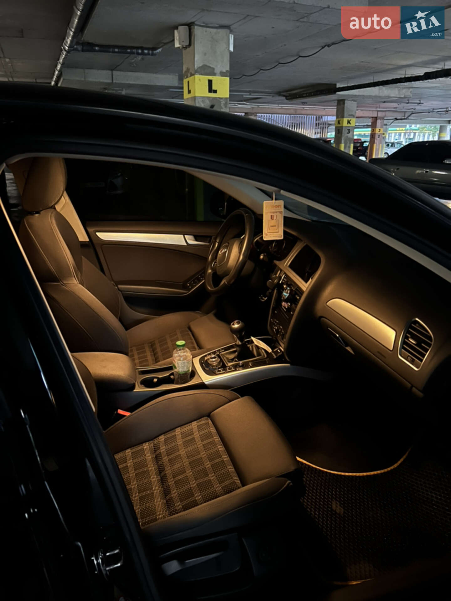 Audi A4 2011 VIN WAUZZZ8K2CA013982 фото оголошення 13 з 36