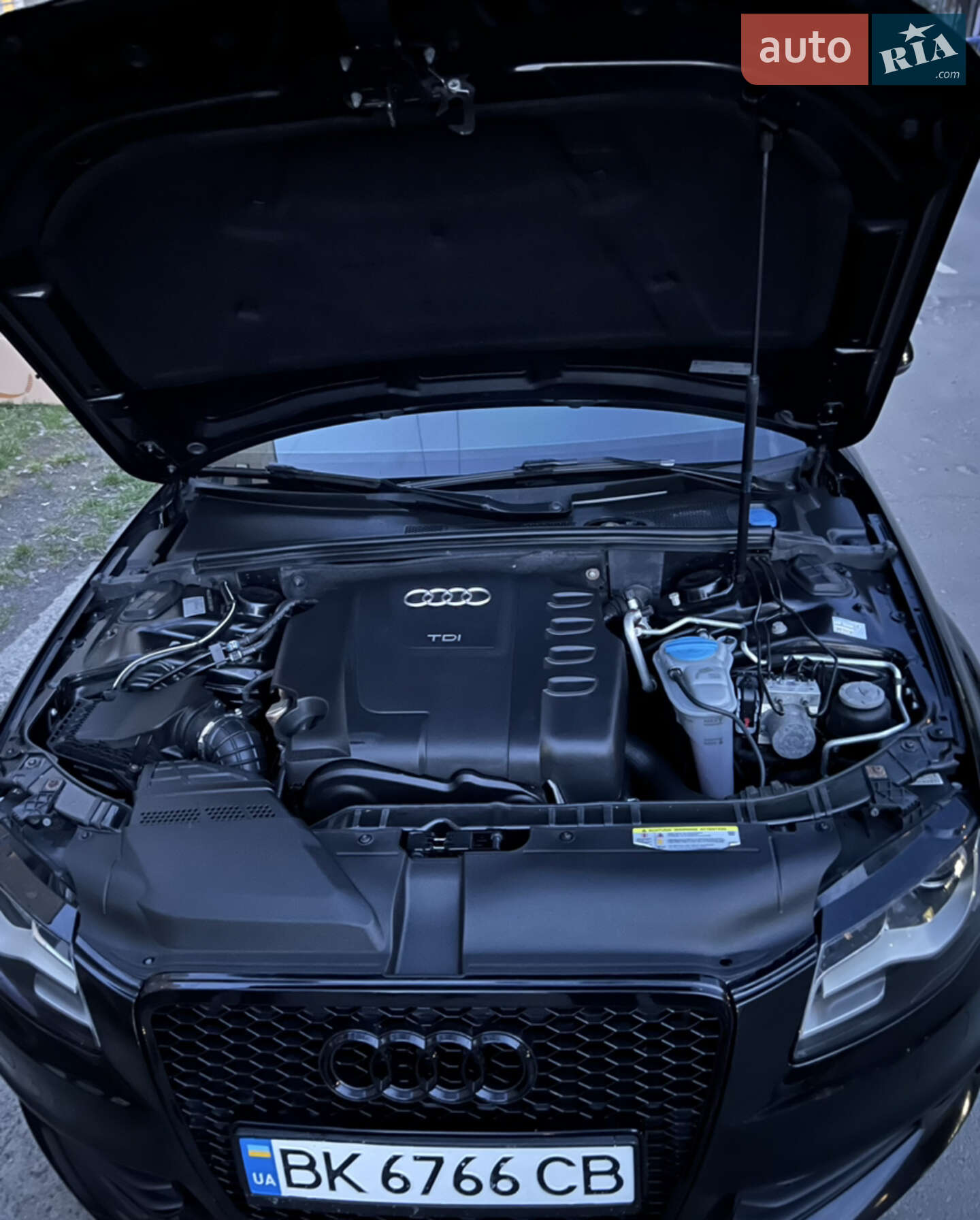 Audi A4 2011 VIN WAUZZZ8K2CA013982 фото оголошення 17 з 36